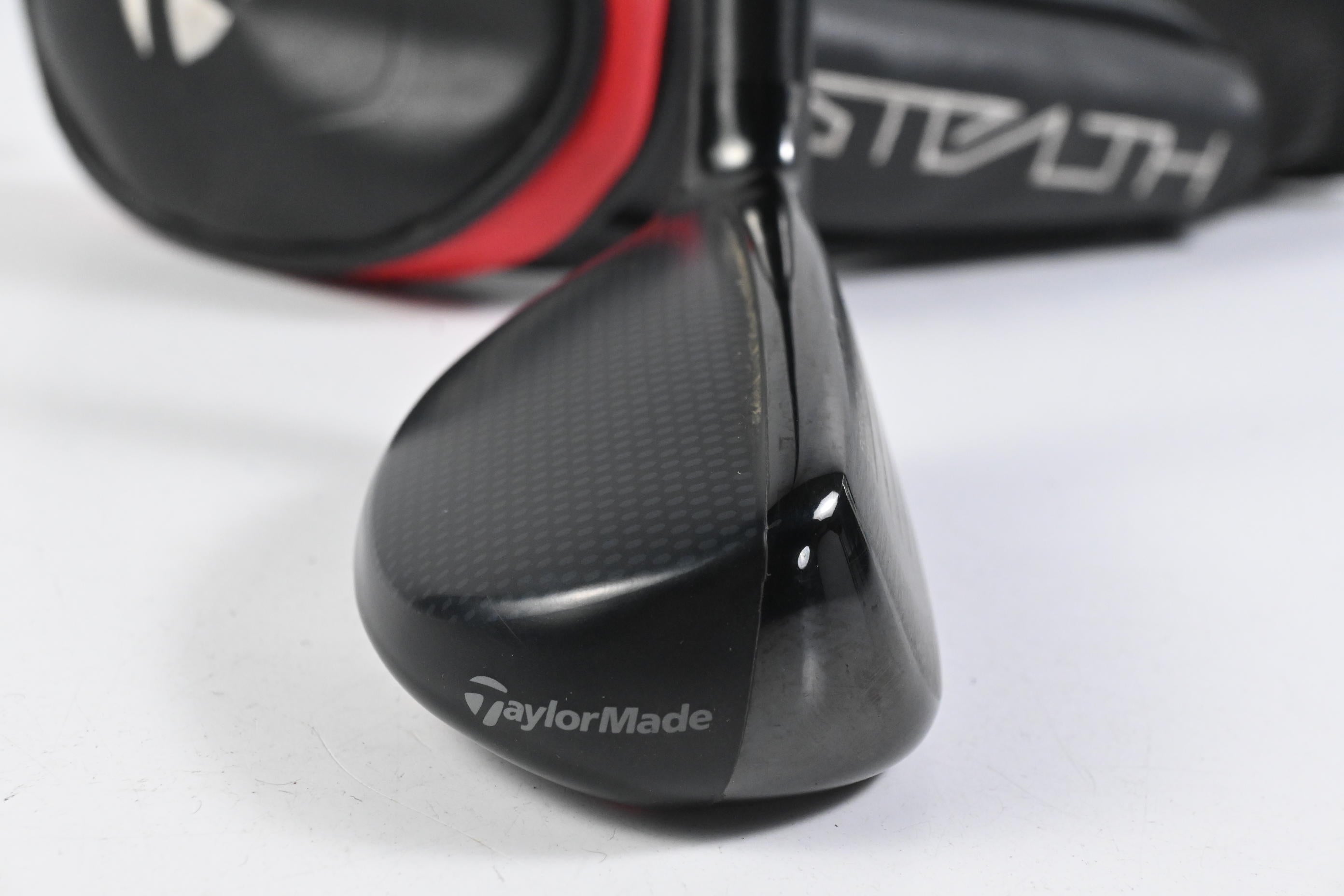 Taylormade Stealth Plus #4 Hybrid / 22 Degree / Regular Flex HZRDUS Smoke RDX