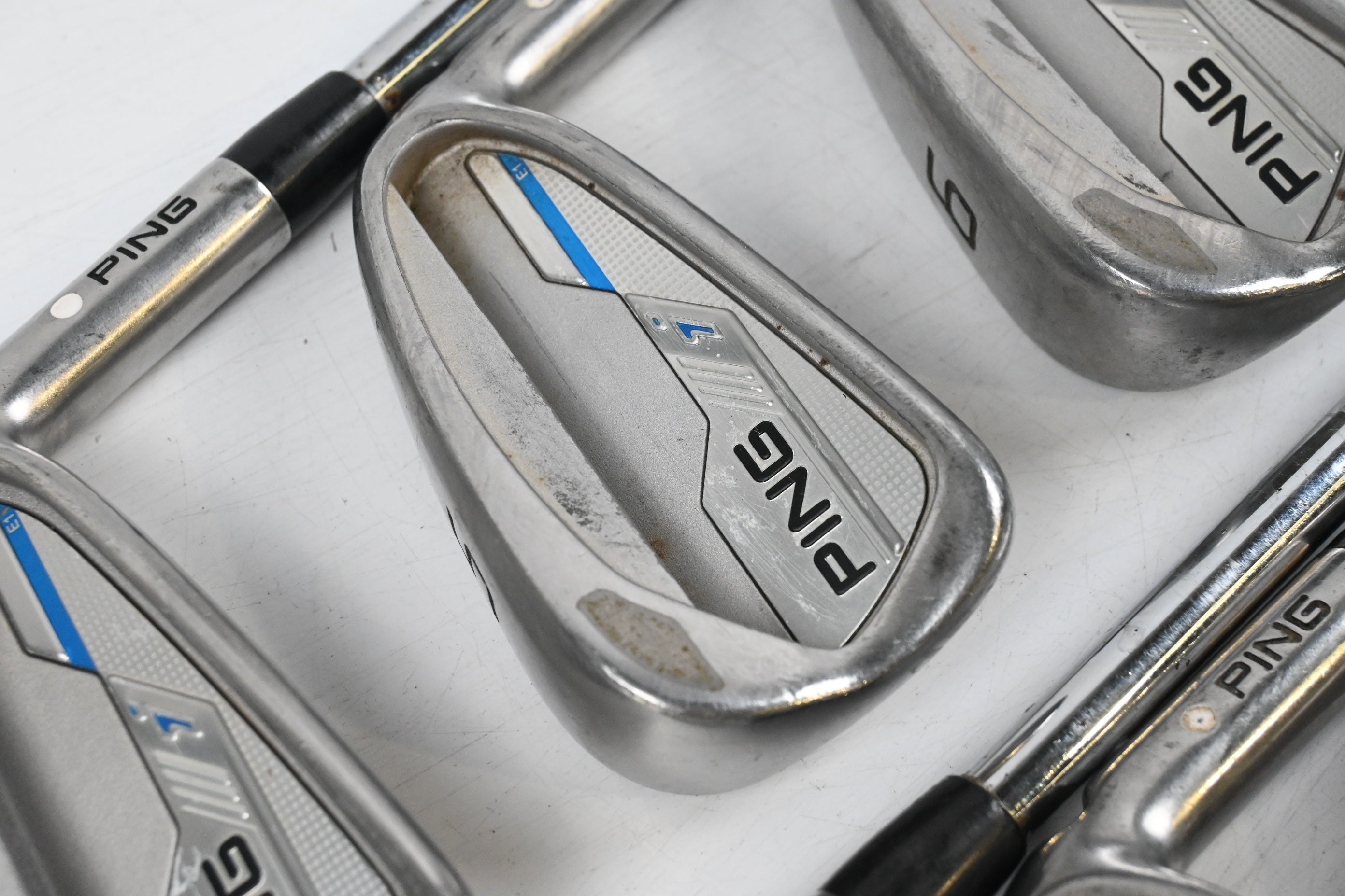 Ping i-Series E1 Irons / 4-PW / White Dot / Regular Flex Project X Precision Shafts