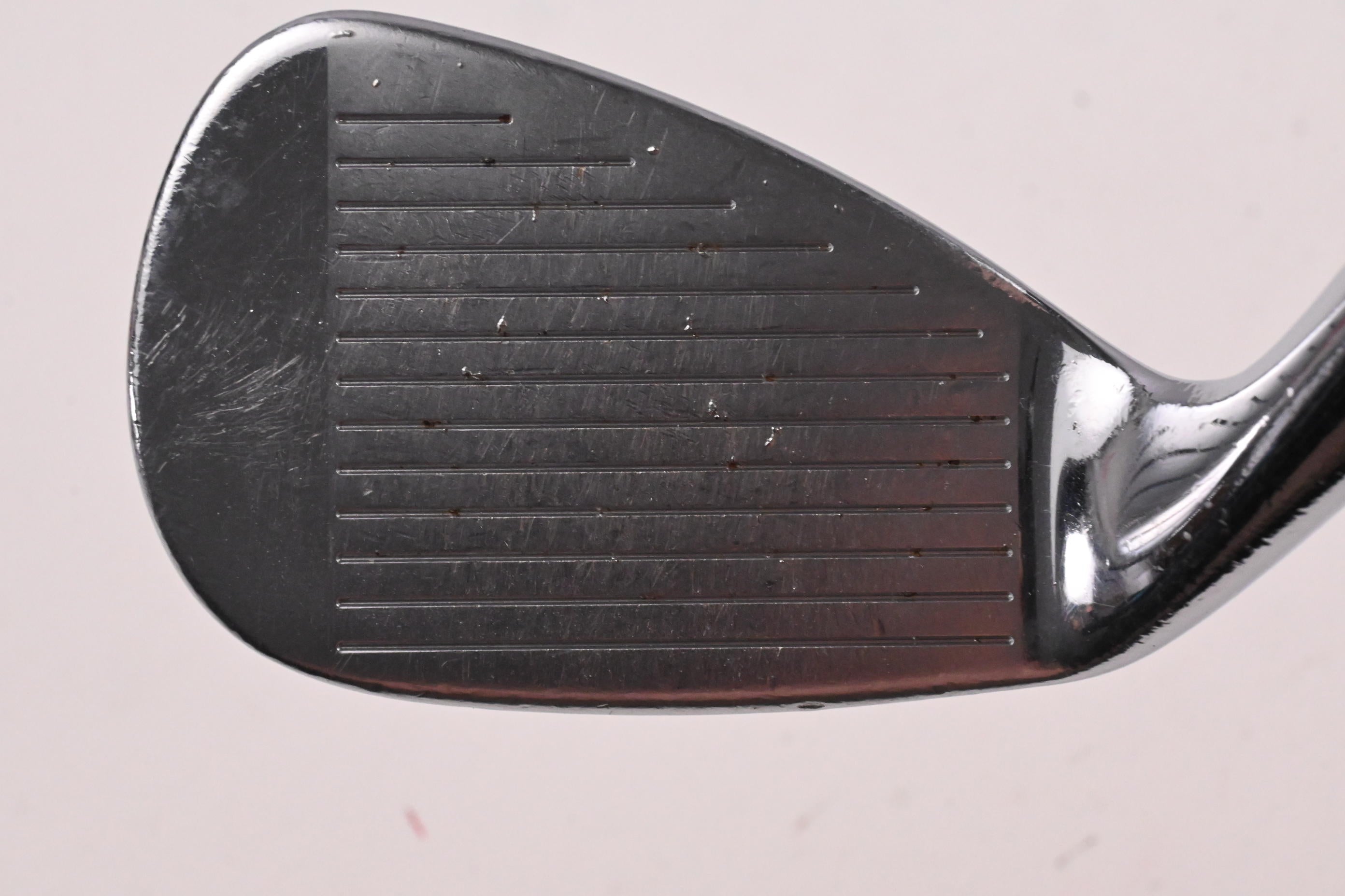 Titleist AP2 710 Pitching Wedge / 46 Degree / Regular Flex Dynamic Gold R300 Shaft
