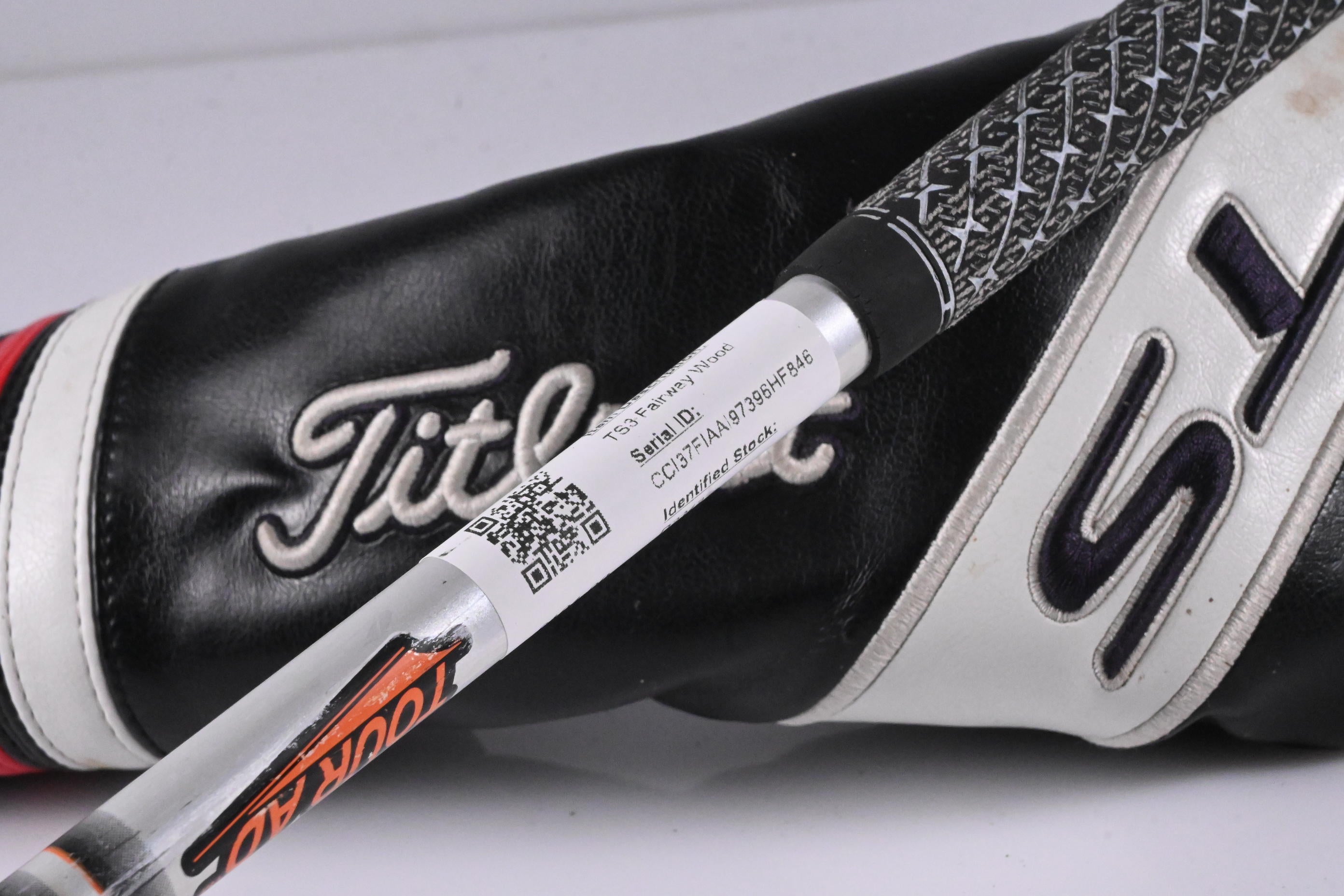 Titleist TS3 #3 Wood / 15 Degree / X-Flex Graphite Design Tour AD IZ-7 Shaft