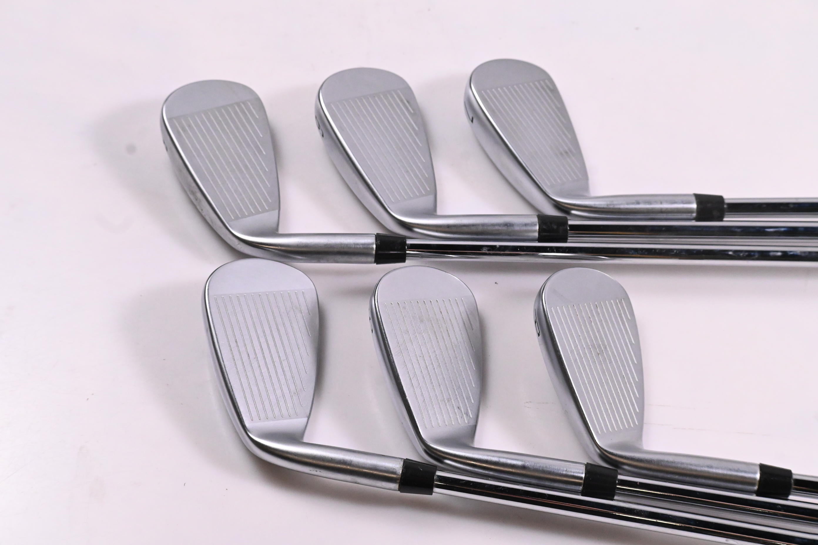 Mizuno JPX 925 Hot Metal Irons / 5-PW / Regular Flex KBS Tour Lite Shafts