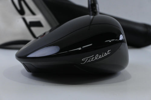 Titleist TSR2 Driver / 11 Degree / Regular Flex Fujikura Pro 50 Shaft