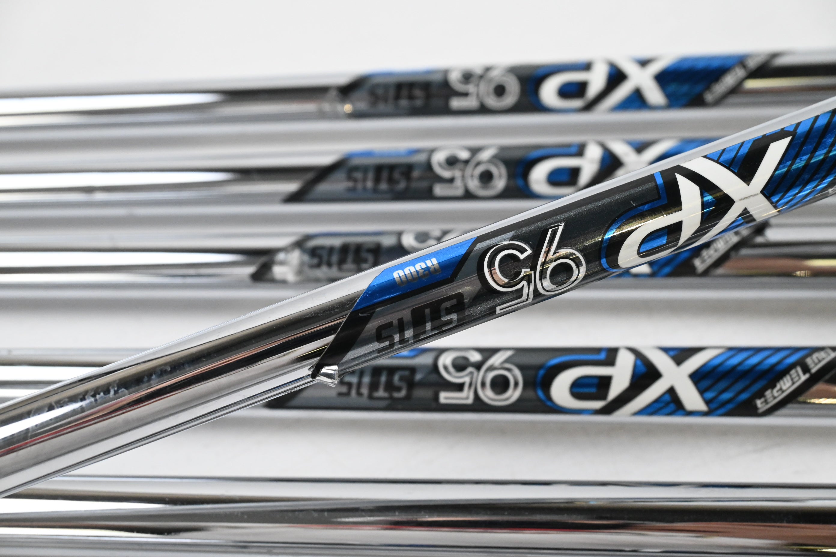 Callaway Rogue Irons / 4-PW / Regular Flex XP 95 ST 15 R300 Shafts