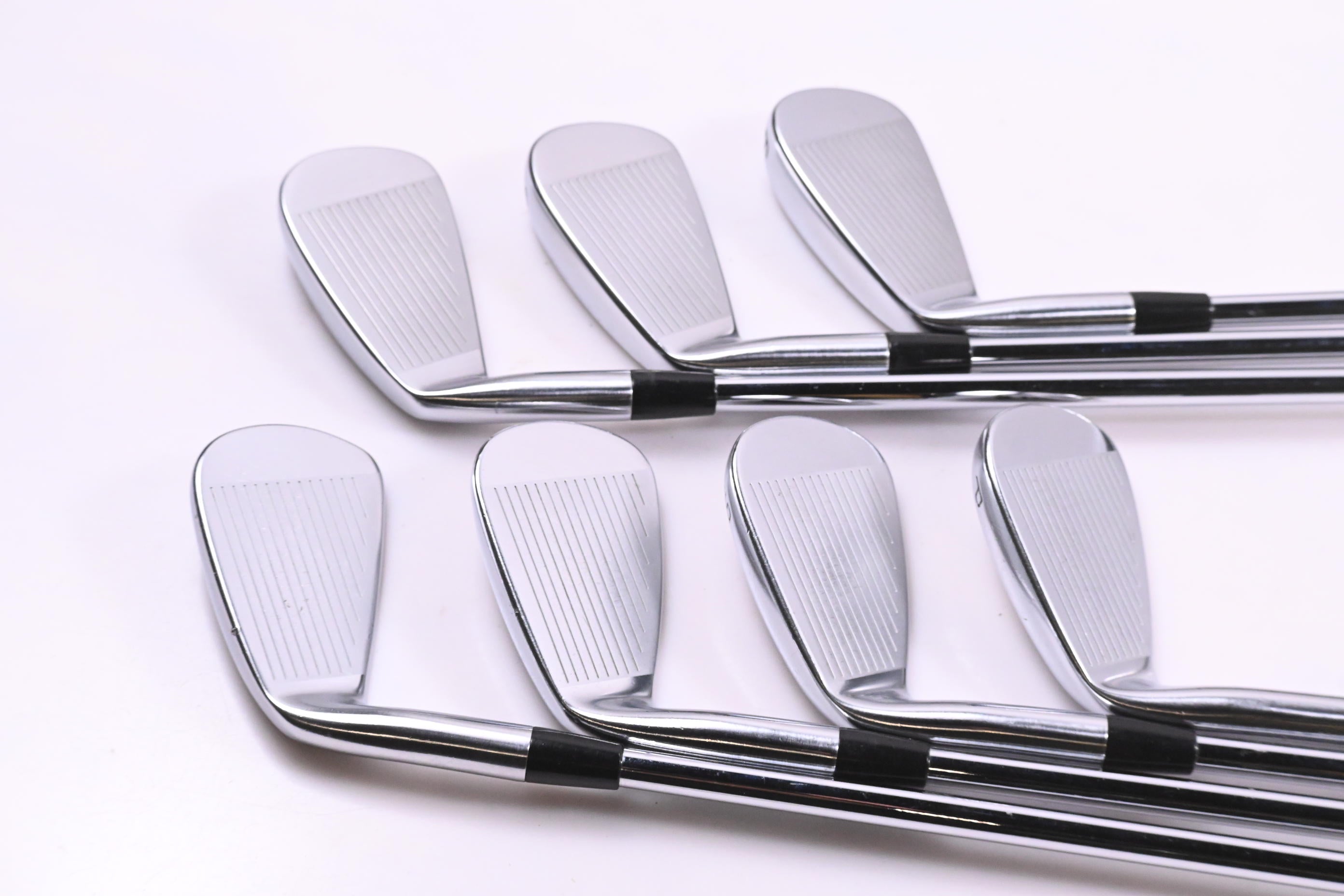Cobra King Forged/Tour 2023 Irons / 4-PW / Stiff Flex N.S.Pro Modus³ Tour 105