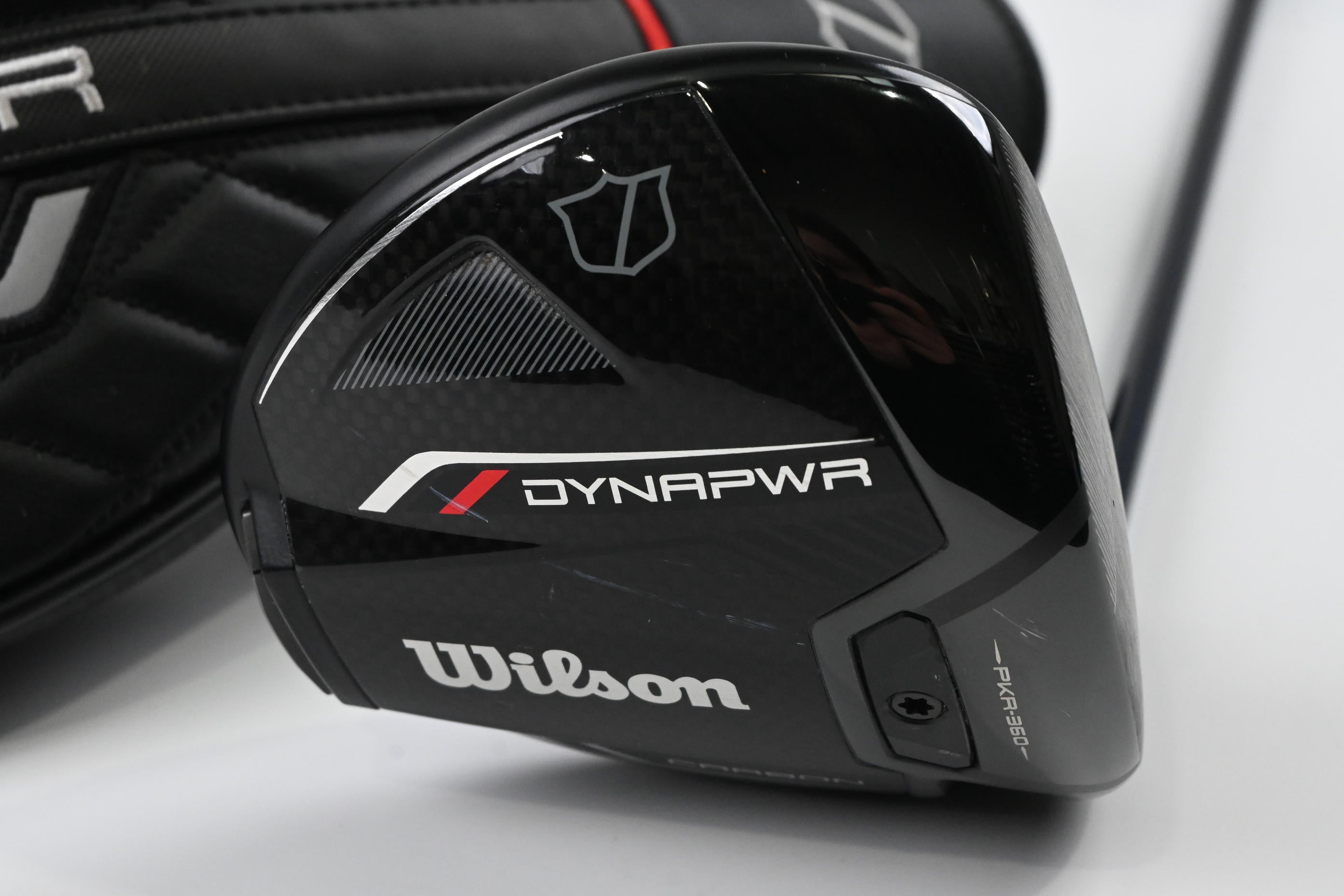 Wilson DYNAPWR 2025 Carbon Driver / 10.5 Degree / Stiff Flex Fujikura Ventus TR