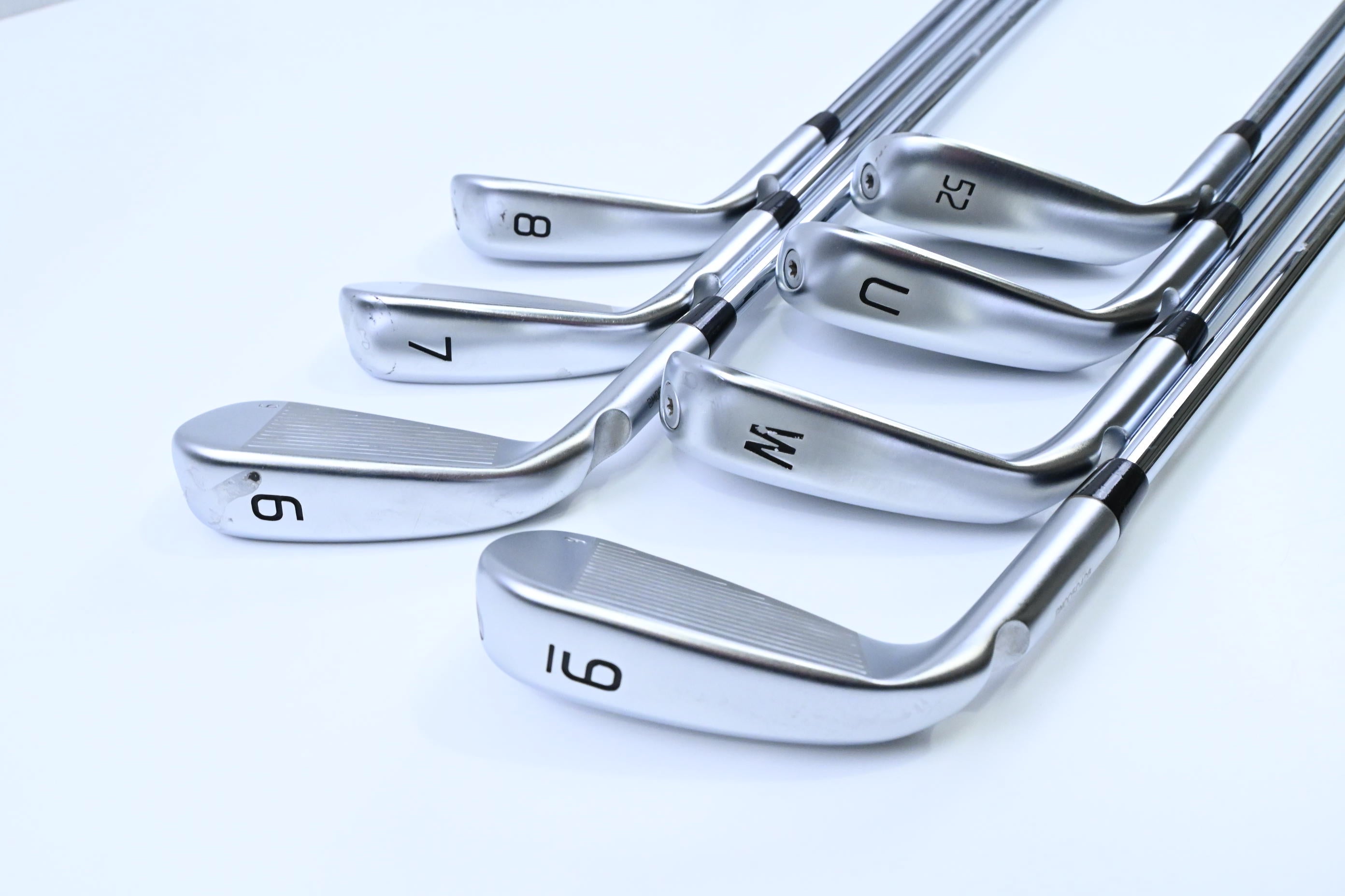 Ping G440 Irons / 6-PW+UW+GW / Red Dot / Regular Flex Ping AWT 3.0 Shafts