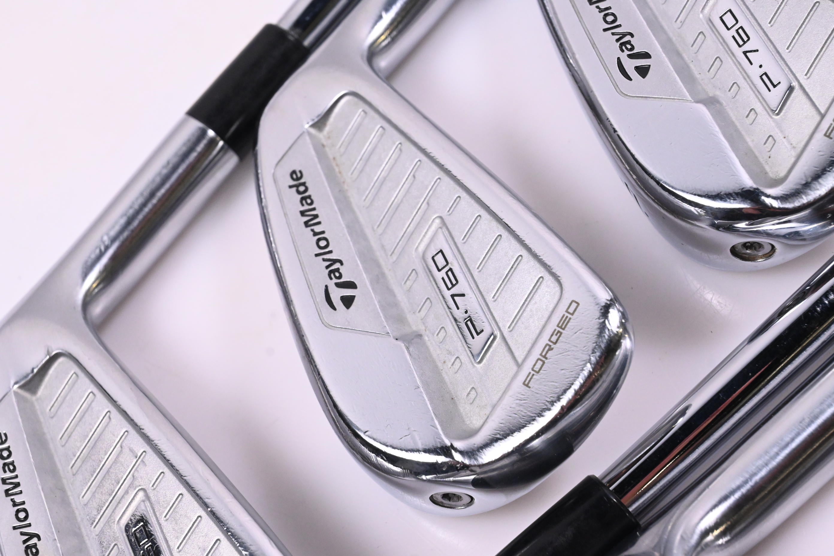 Taylormade P760 Irons / 4-PW+AW / Stiff Flex Dynamic Gold 120 S300 Shafts