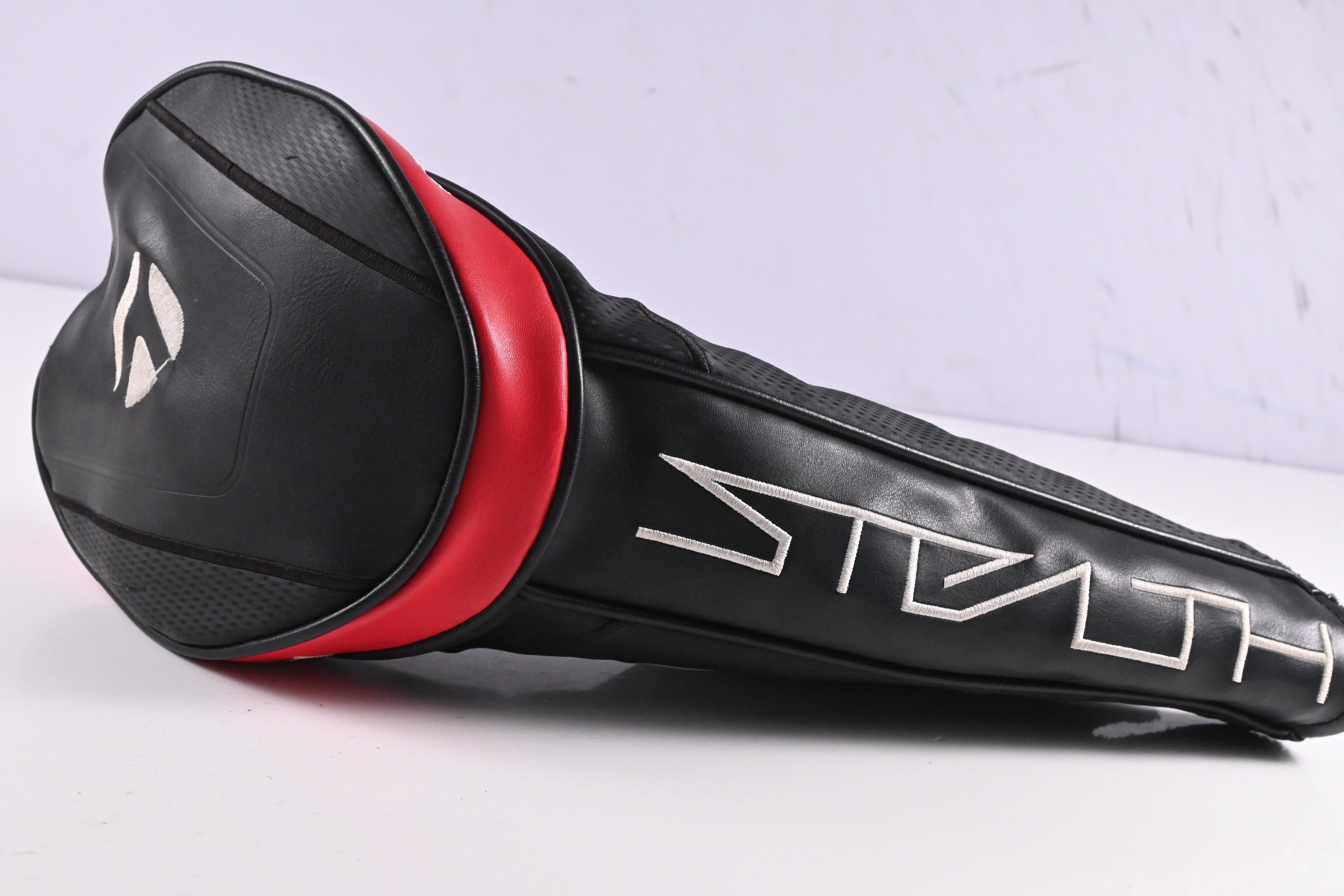 Taylormade Stealth Plus Driver / 10.5 Degree / Stiff Flex HZRDUS RDX Smoke Red