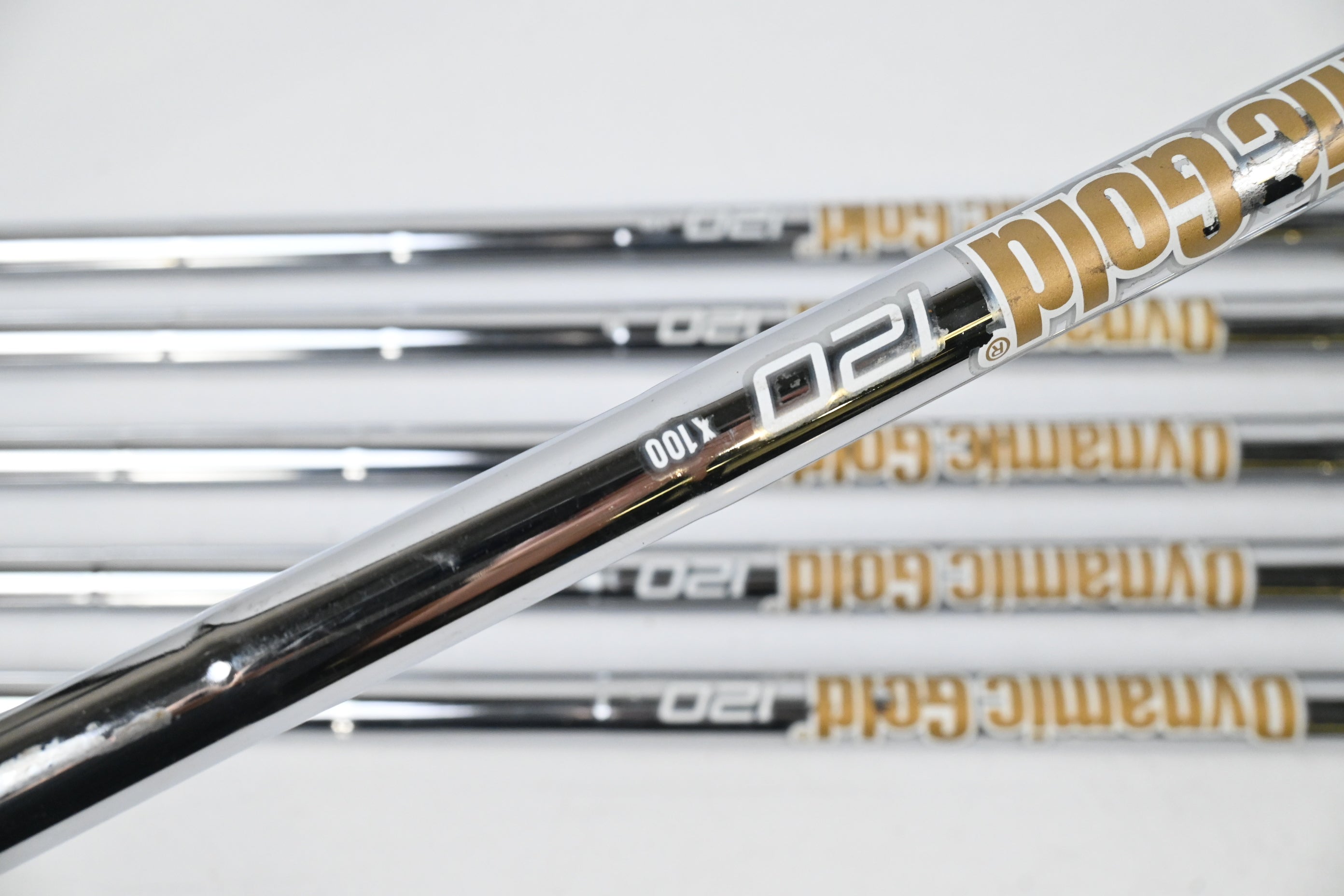 Wilson Staff Model CB 2019 Irons / 5-PW / X Flex Dynamic Gold 120 X100 Shafts