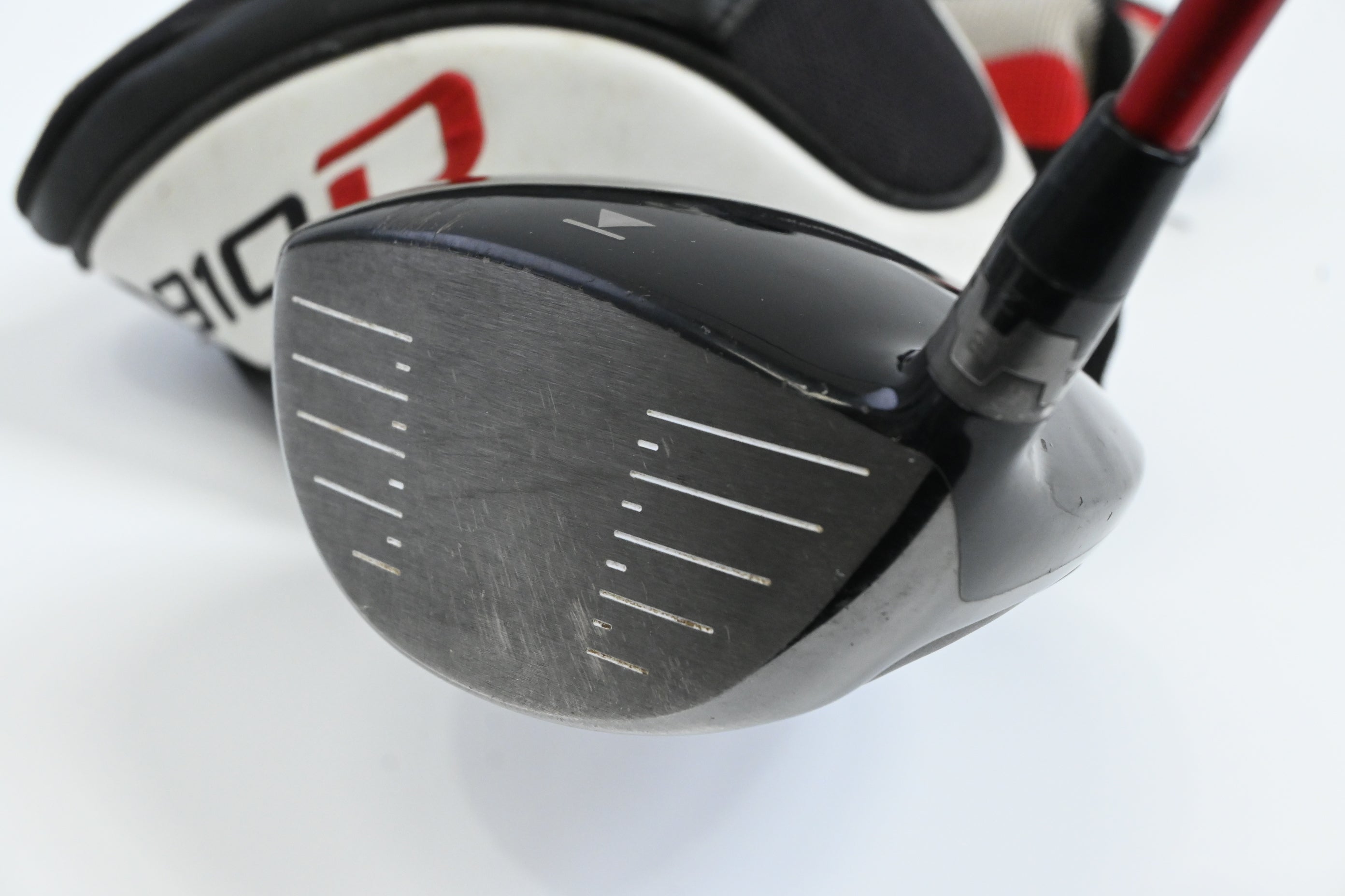 Titleist 910 D2 Driver / 10.5 Degree / Regular Flex Bassara 50 Shaft