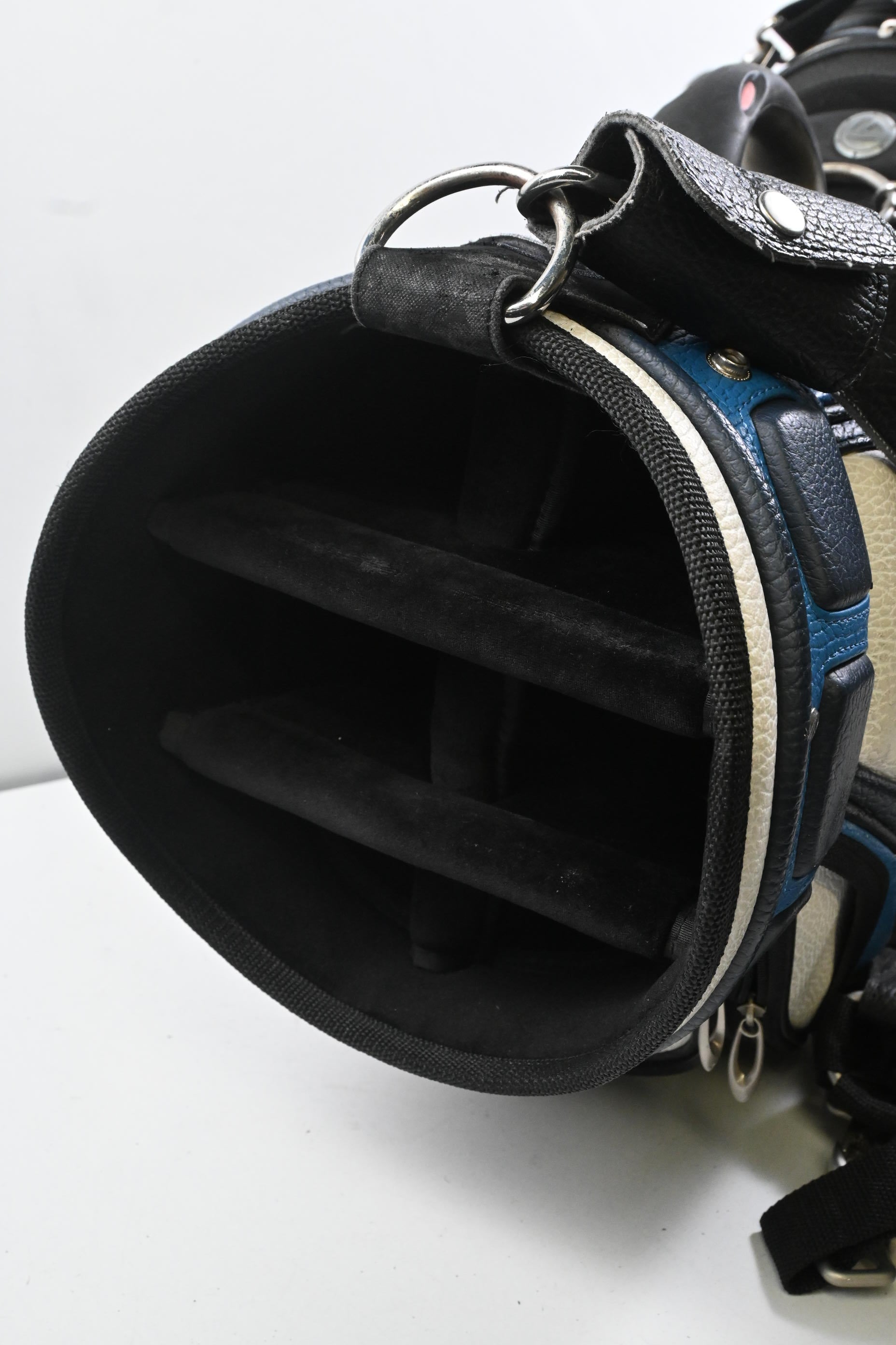 Taylormade R7 Tour Bag / 6-Way Divider / Blue & White