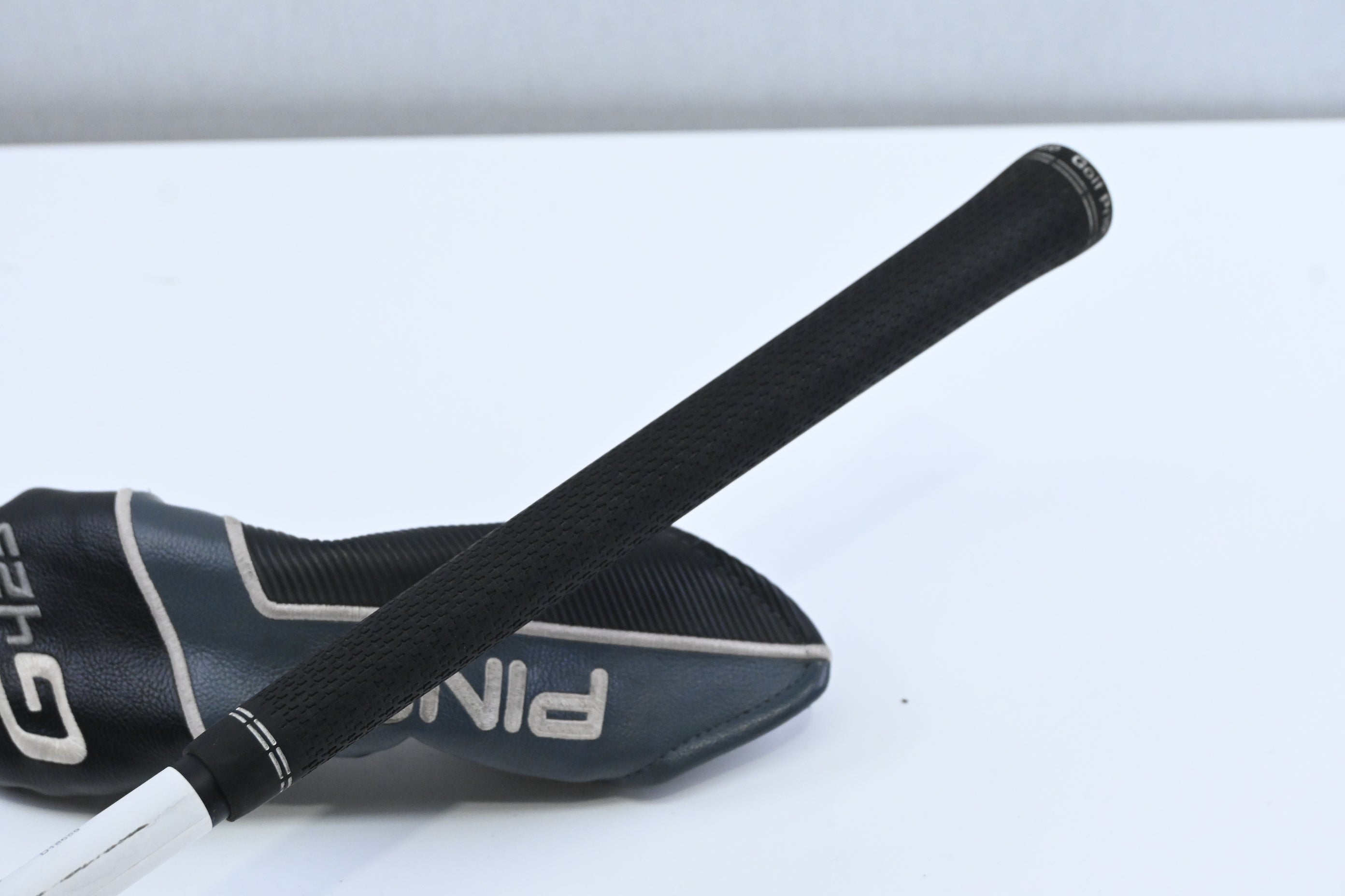 Ping G425 #4 Hybrid / 22 Degree / Regular Flex Ping Alta CB Slate 70 Shaft