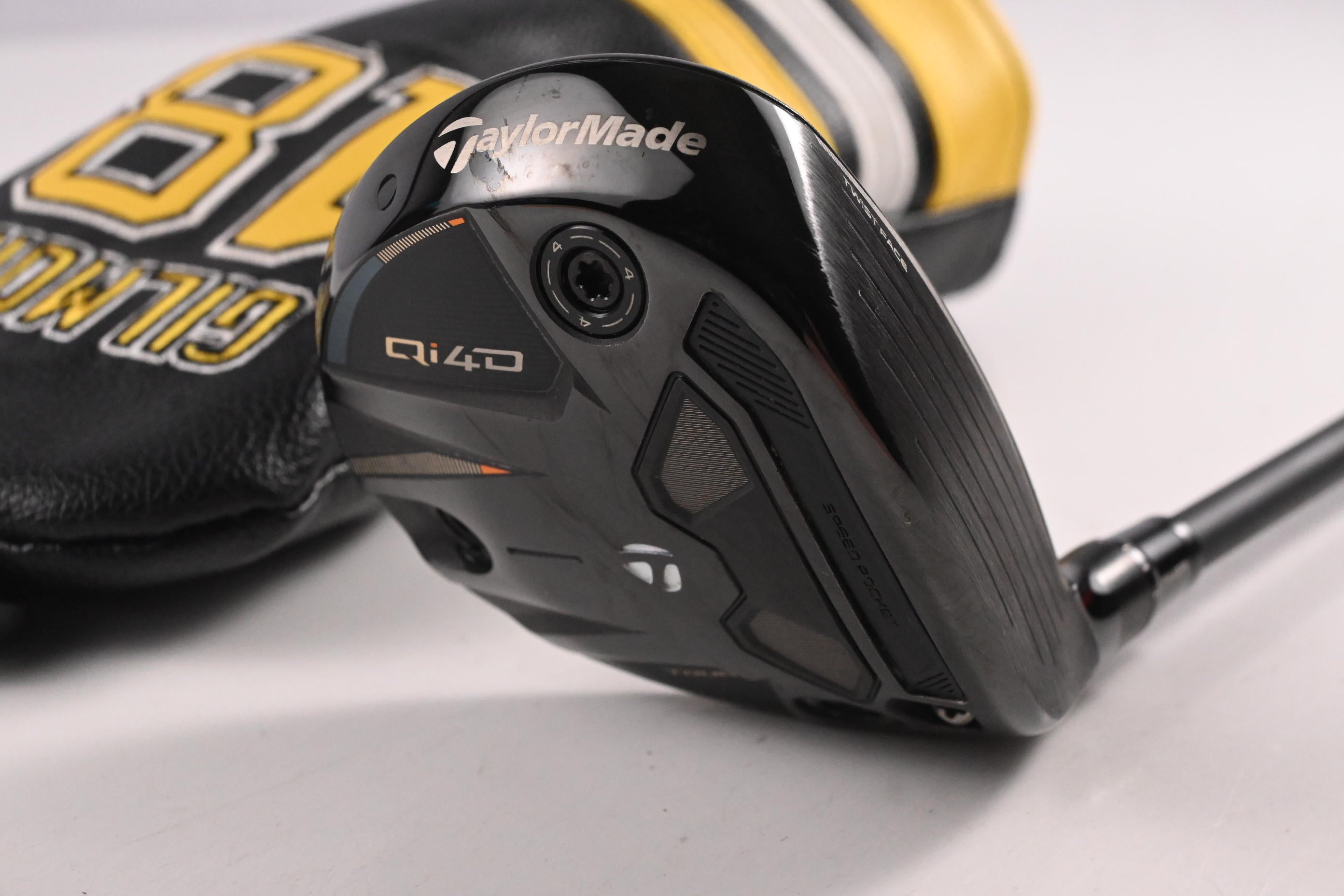Taylormade Qi4D Tour #5 Wood / 18 Degree / Regular Flex Reax 55 Shaft