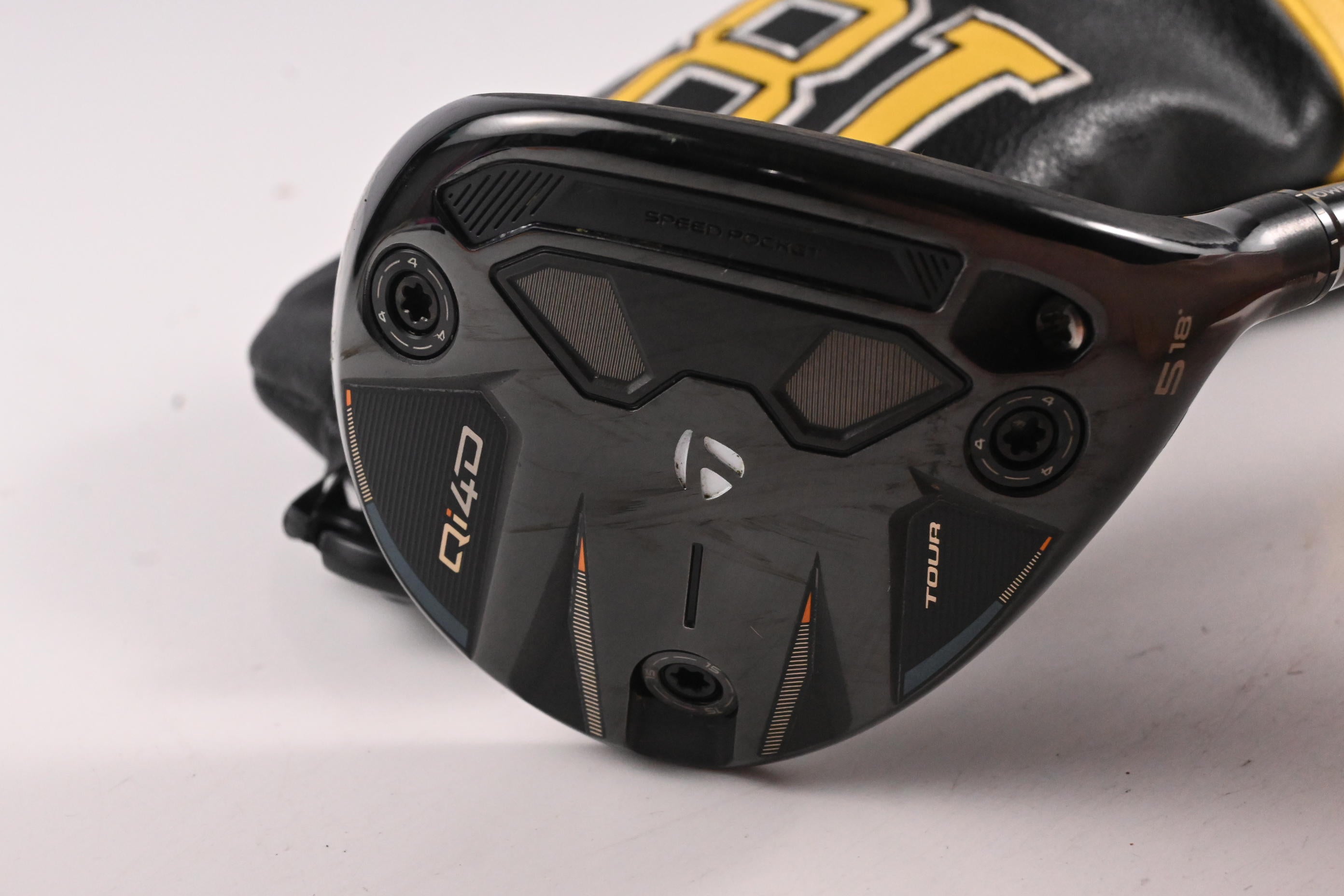 Taylormade Qi4D Tour #5 Wood / 18 Degree / Regular Flex Reax 55 Shaft
