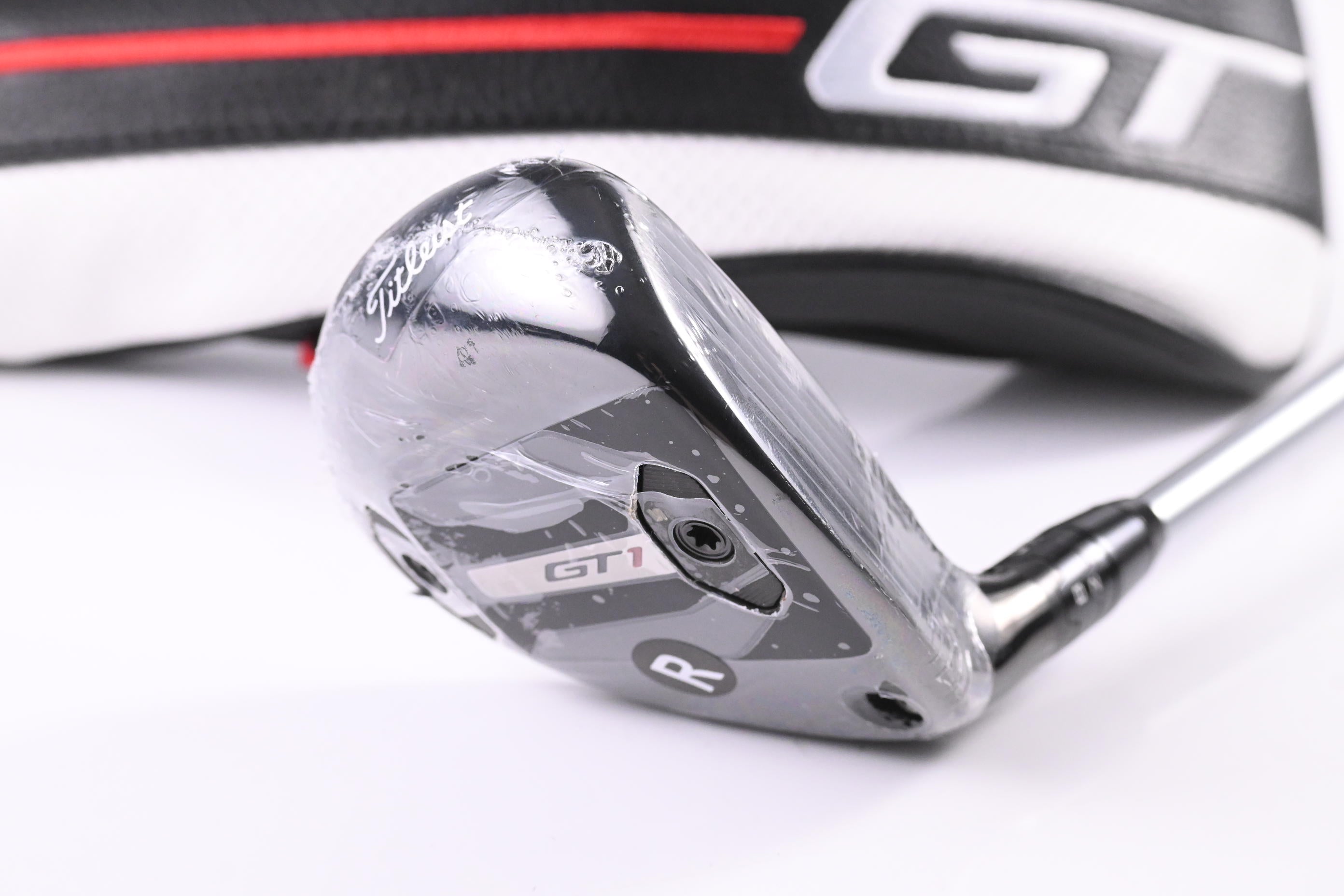 Titleist GT1 #6 Hybrid / 26 Degree / Regular Flex Air Speeder 50 Shaft