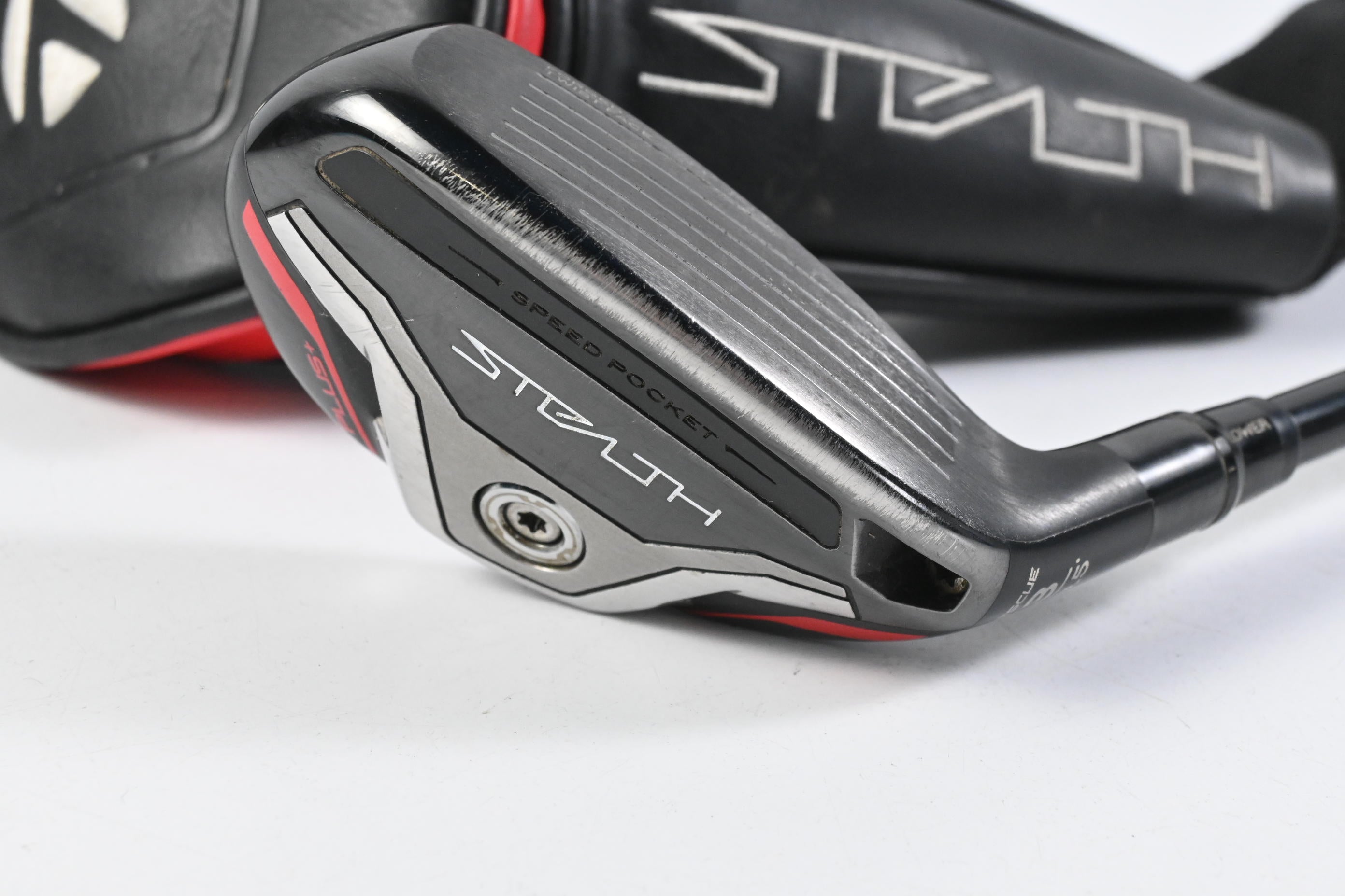 Taylormade Stealth Plus #3 Hybrid / 19.5 Degree / Regular Flex HZRDUS Smoke RDX