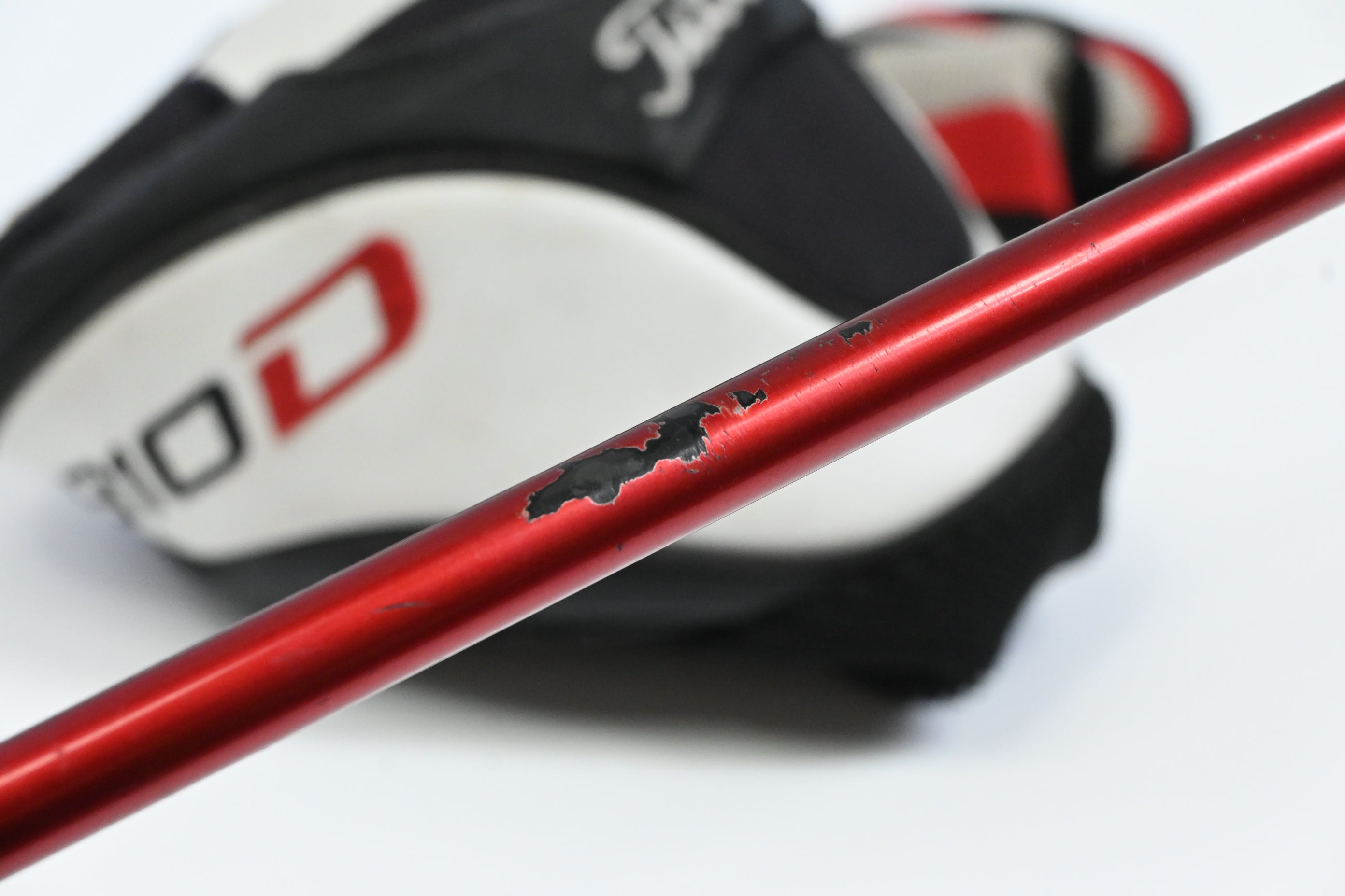 Titleist 910 D2 Driver / 10.5 Degree / Regular Flex Bassara 50 Shaft
