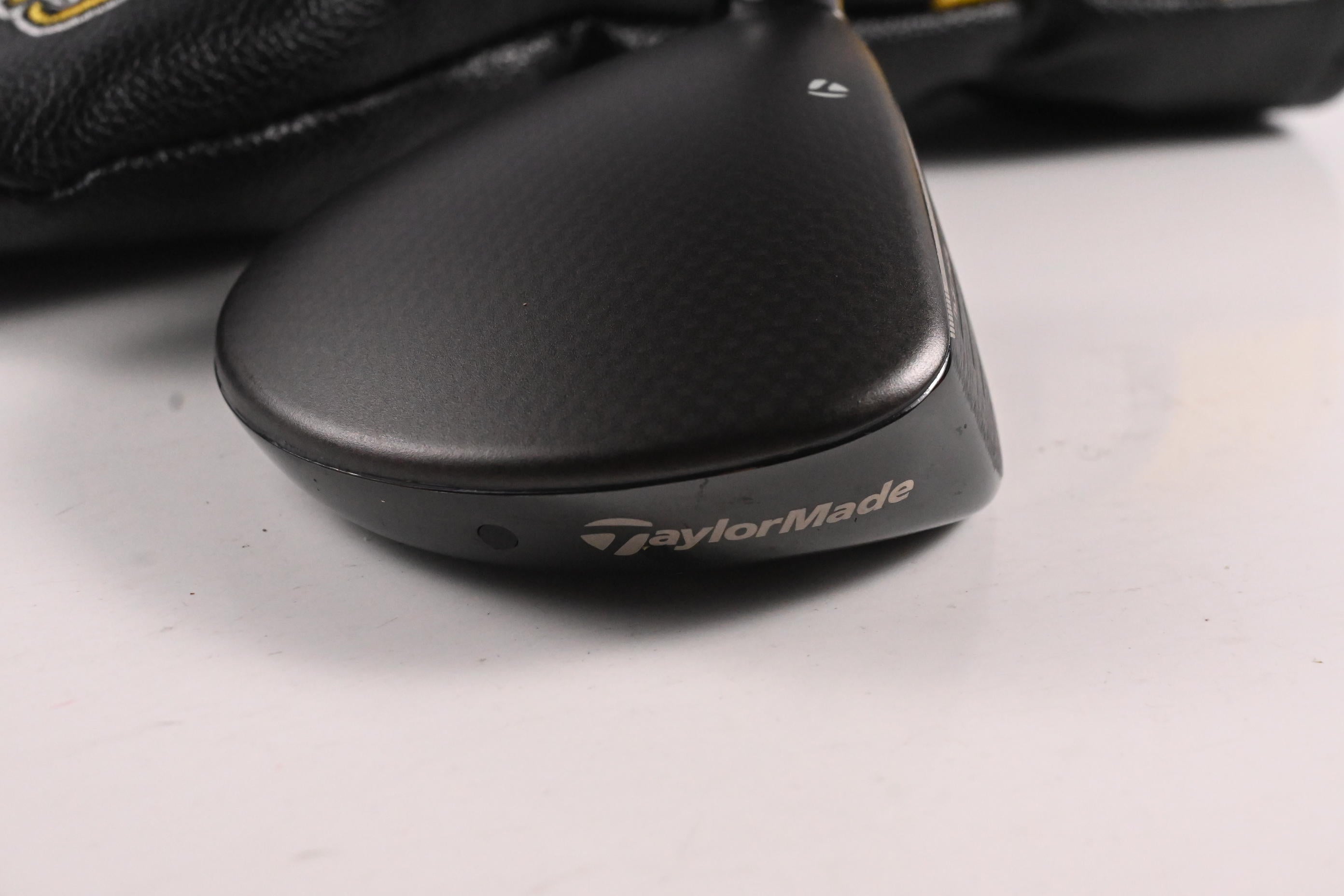 Taylormade Qi4D Tour #5 Wood / 18 Degree / Regular Flex Reax 55 Shaft