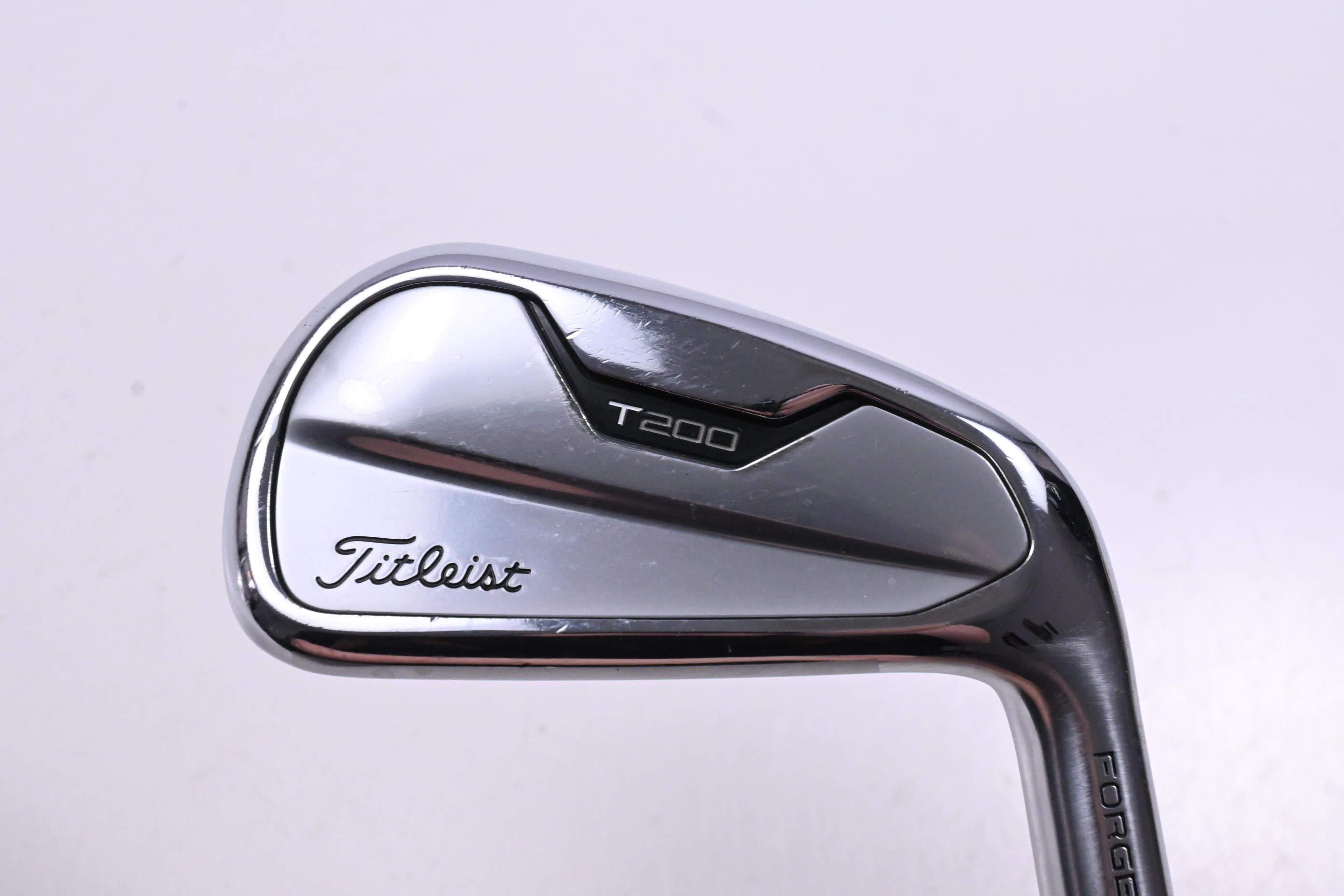 Titleist T200 2021 #7 Iron / Regular Flex Tensei AV Red AM(2) Shaft
