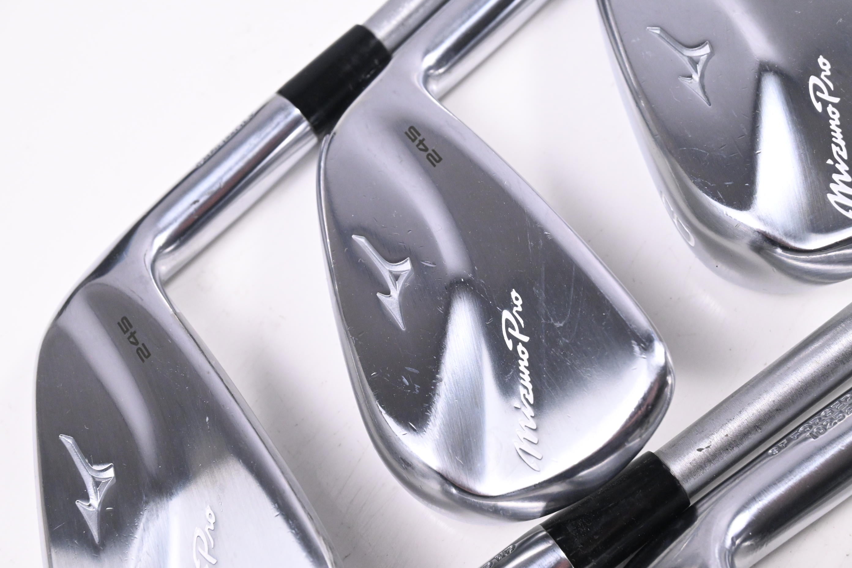 Mizuno Pro 245 Irons / 6-PW+GW / X-Flex KBS Tour C-Taper 130 Shafts