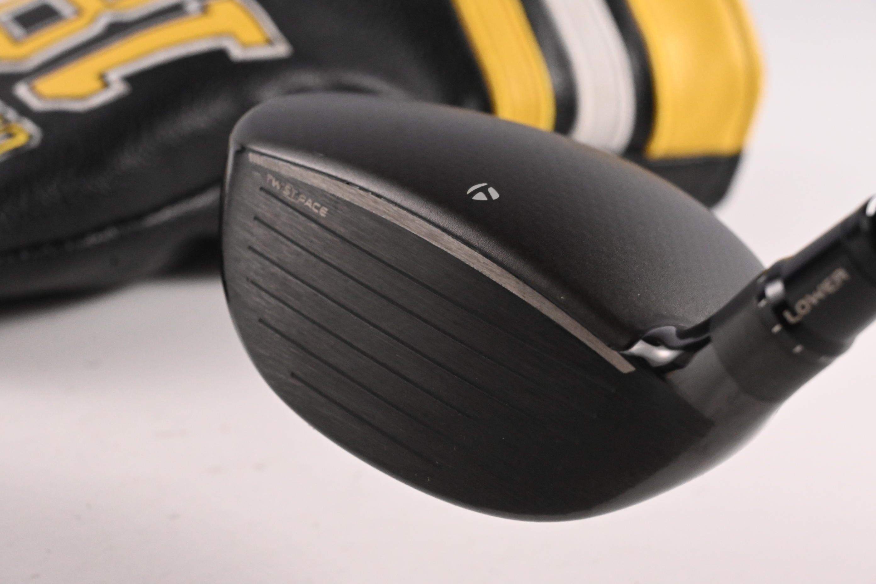 Taylormade Qi4D Tour #5 Wood / 18 Degree / Regular Flex Reax 55 Shaft