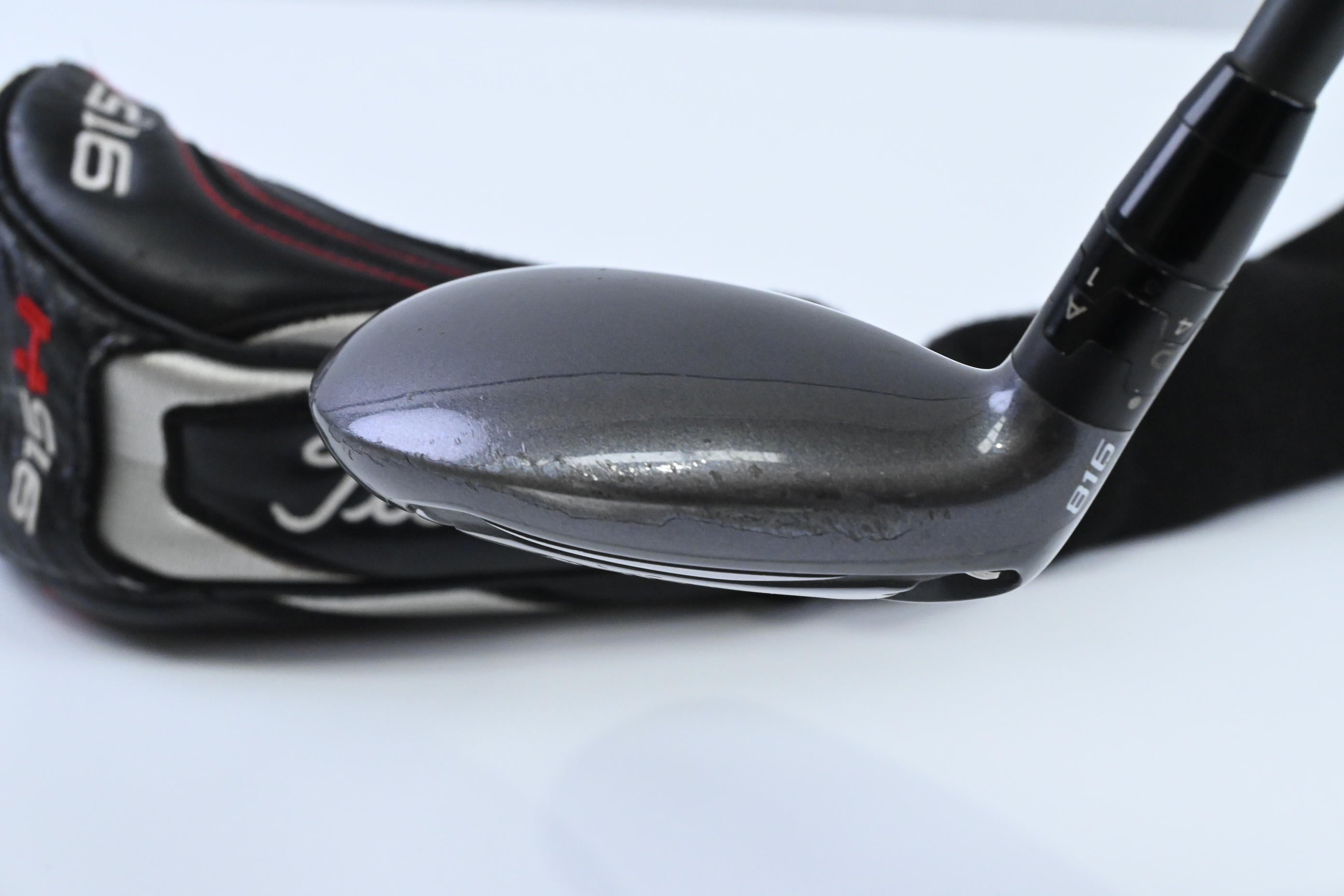 Left Hand Titleist 915H #4 Hybrid / 23 Degree / Regular Flex HZRDUS Smoke Black