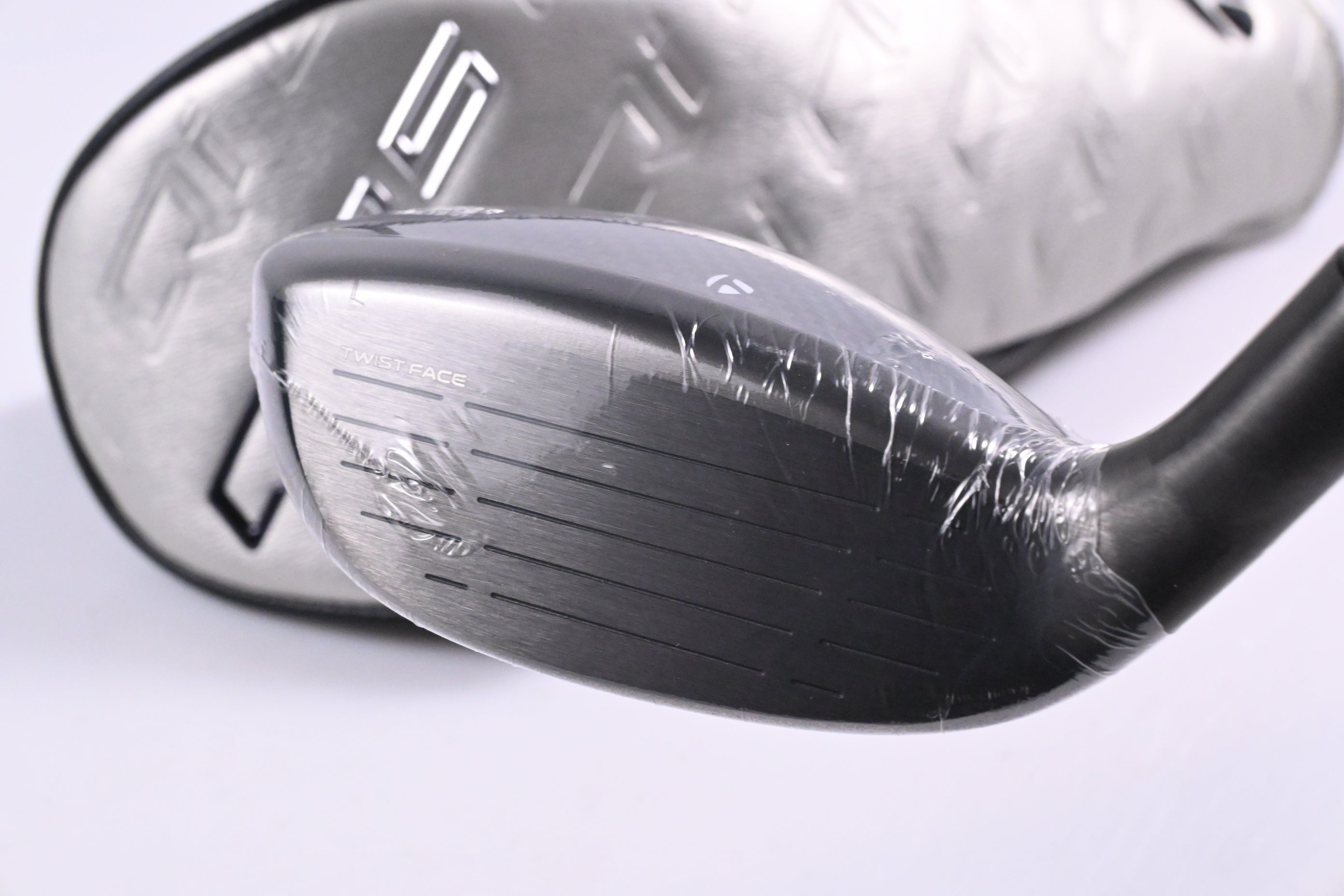 Taylormade Qi35 Max Lite #5 Hybrid / 27 Degree / Senior Flex Vanquish Blue 5