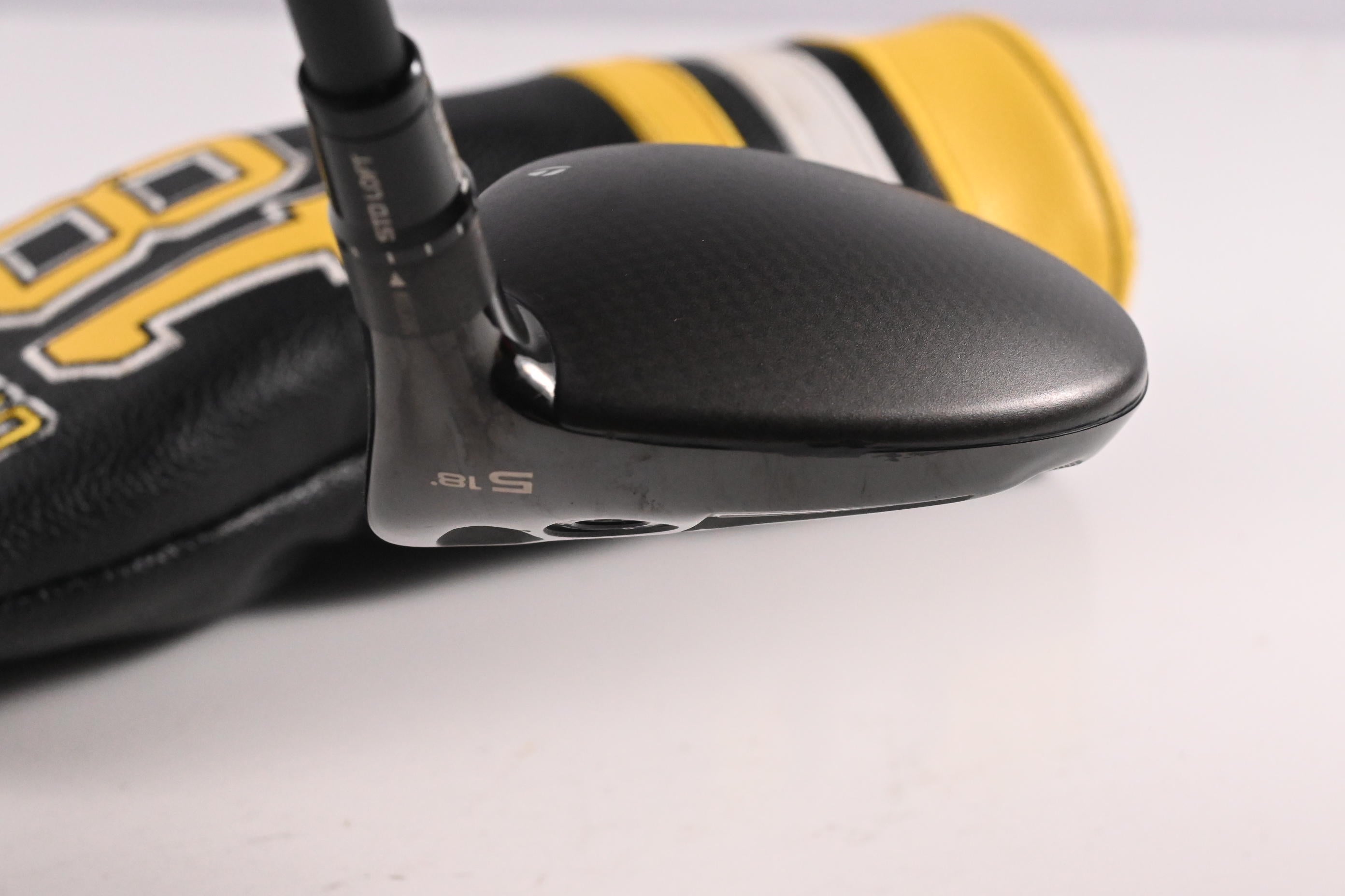 Taylormade Qi4D Tour #5 Wood / 18 Degree / Regular Flex Reax 55 Shaft