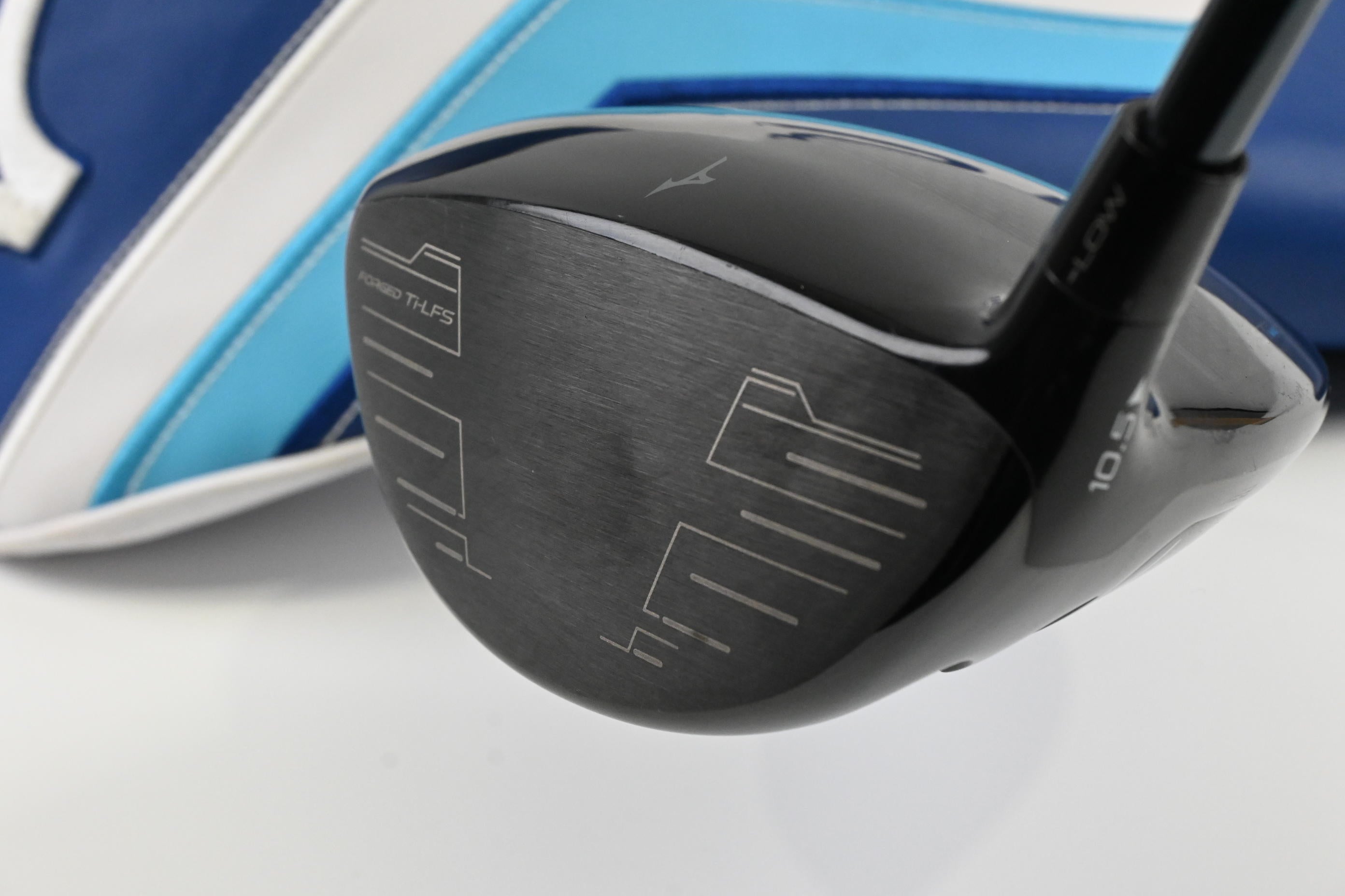 Mizuno ST-Max 230 Driver / 10.5 Degree / Regular Flex UST Lin-Q M40X Red 5 Shaft