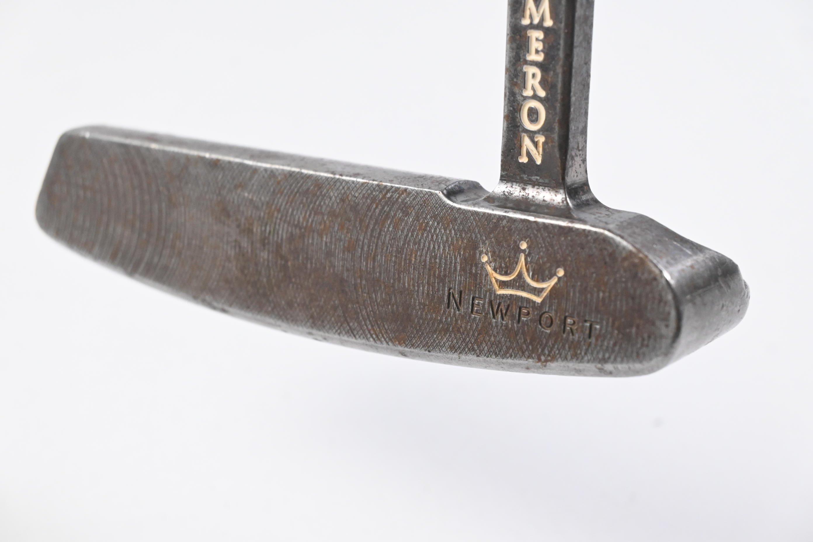 Scotty Cameron Newport Oil Can Classics Putter / 35 Inch