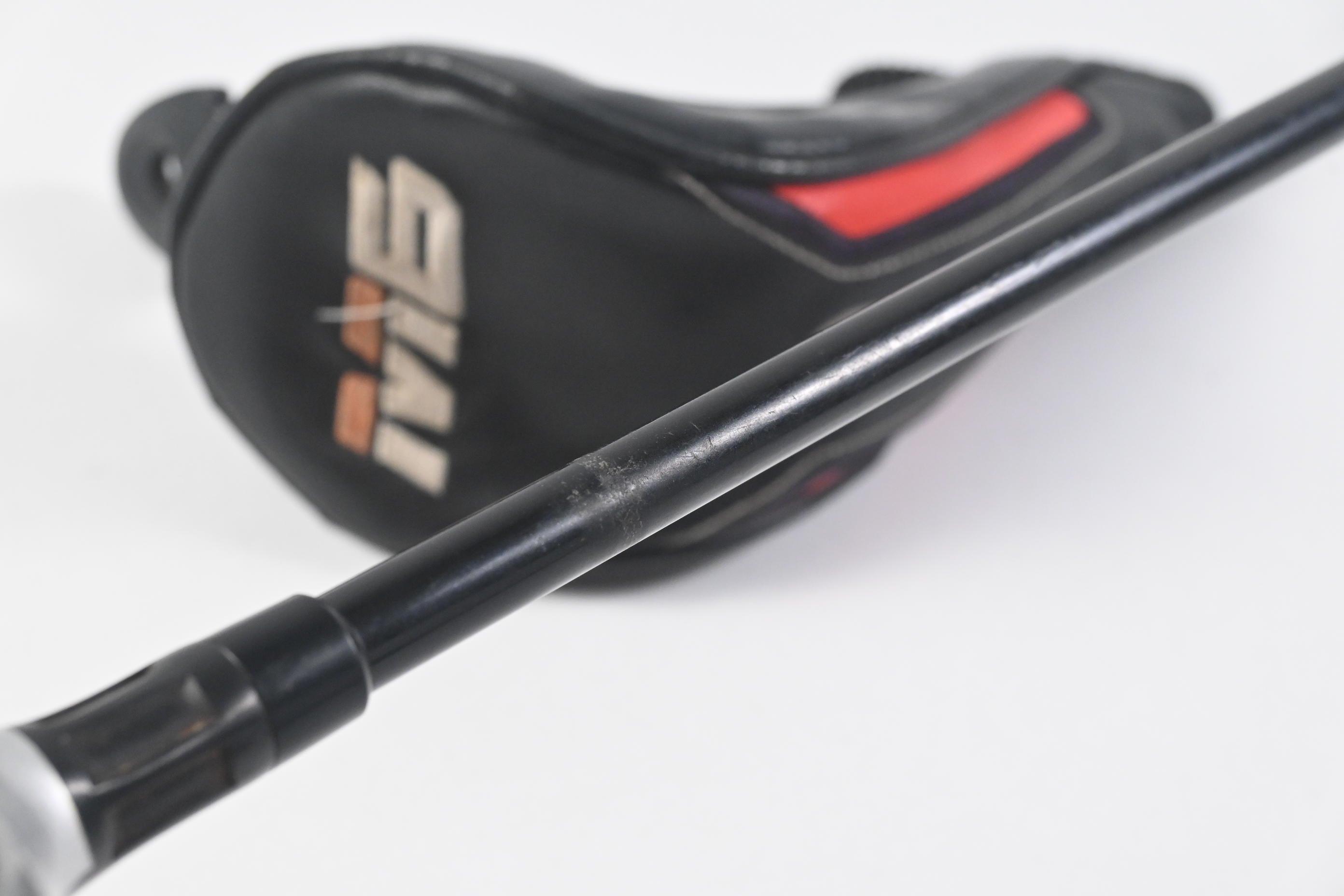 Taylormade M6 #7 Hybrid / 31 Degree / Regular Flex Fujikura Atmos Orange 6 Shaft