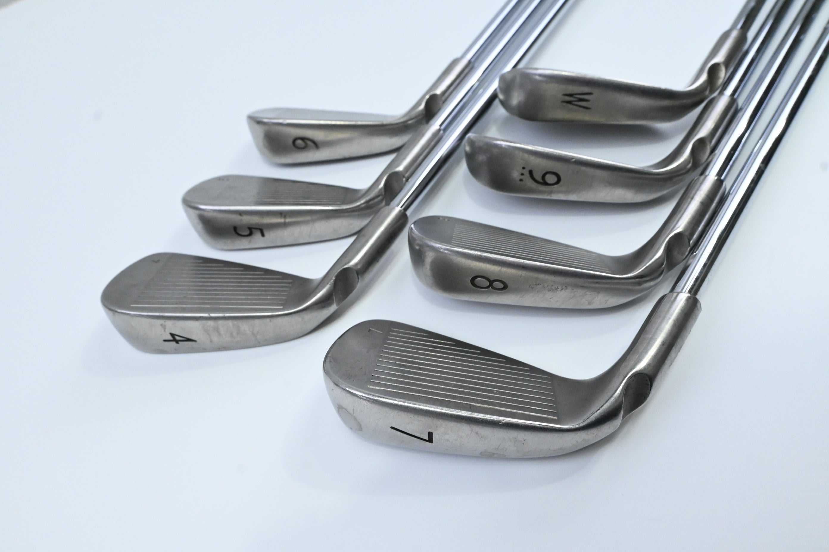 Ping i15 Irons / 4-PW / Green Dot / Regular Flex Ping CFS Shafts