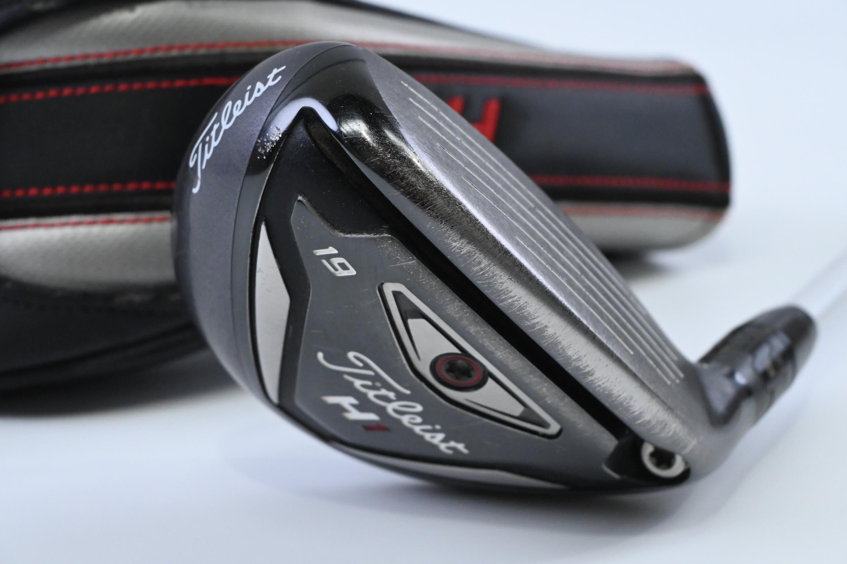 Titleist 816 H1 #3 Hybrid / 19 Degree / Stiff Flex Aldila Rogue 95 MSI 85 Shaft