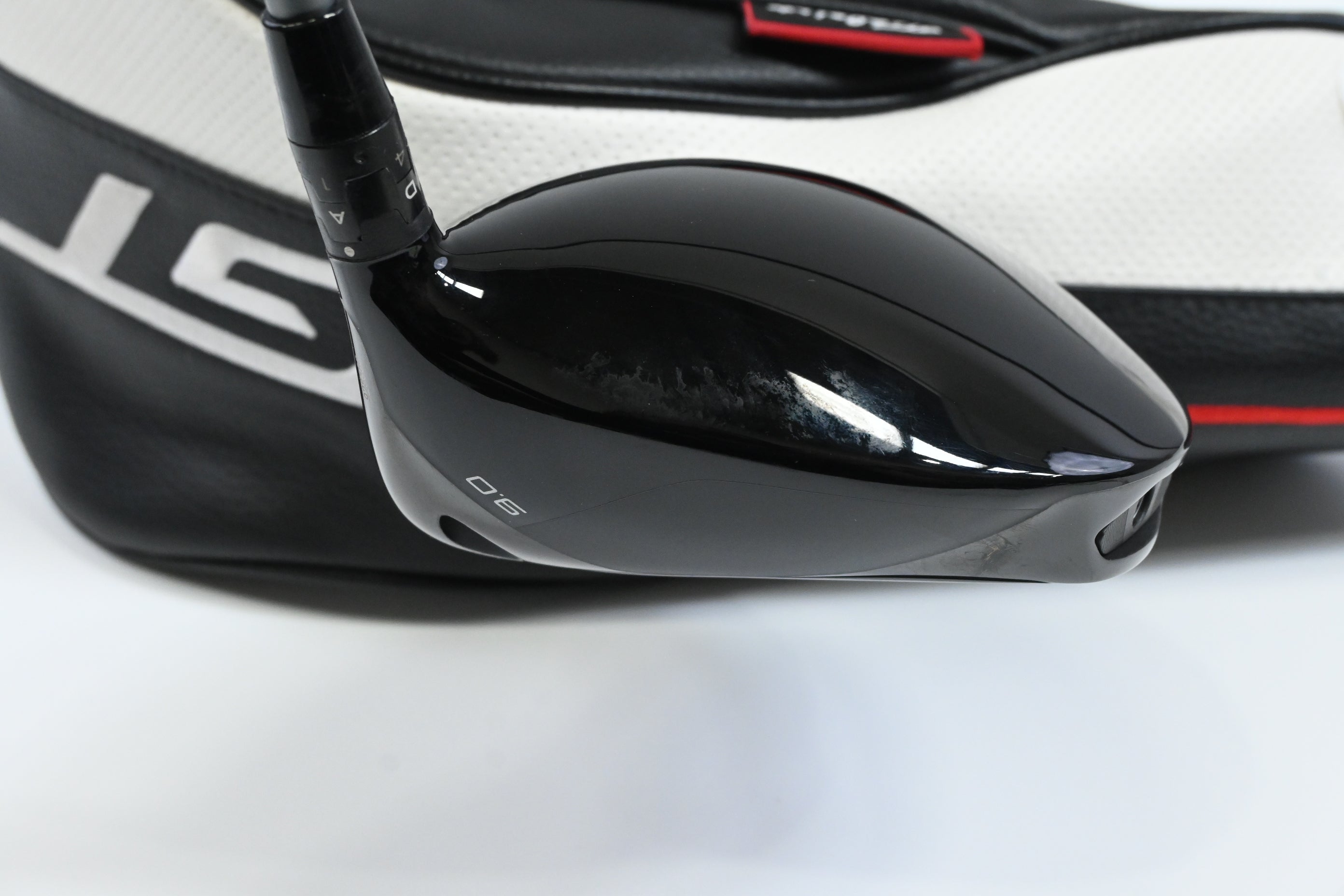 Titleist GT4 Driver / 9 Degree / Stiff Flex Denali Frost Silver 50 Shaft