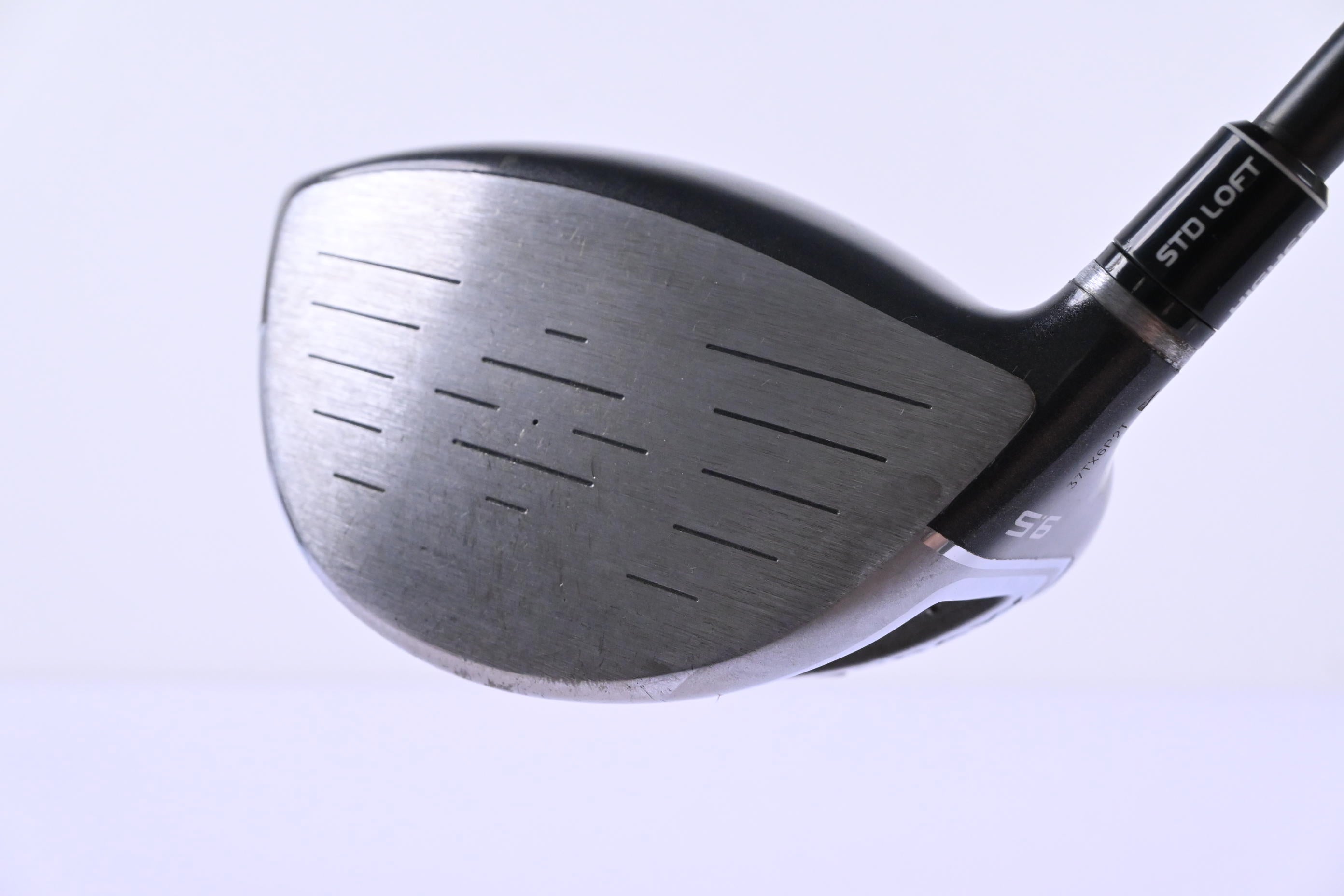 Taylormade SLDR Driver / 9.5 Degree / Stiff Flex Fujikura Speeder 57 Shaft