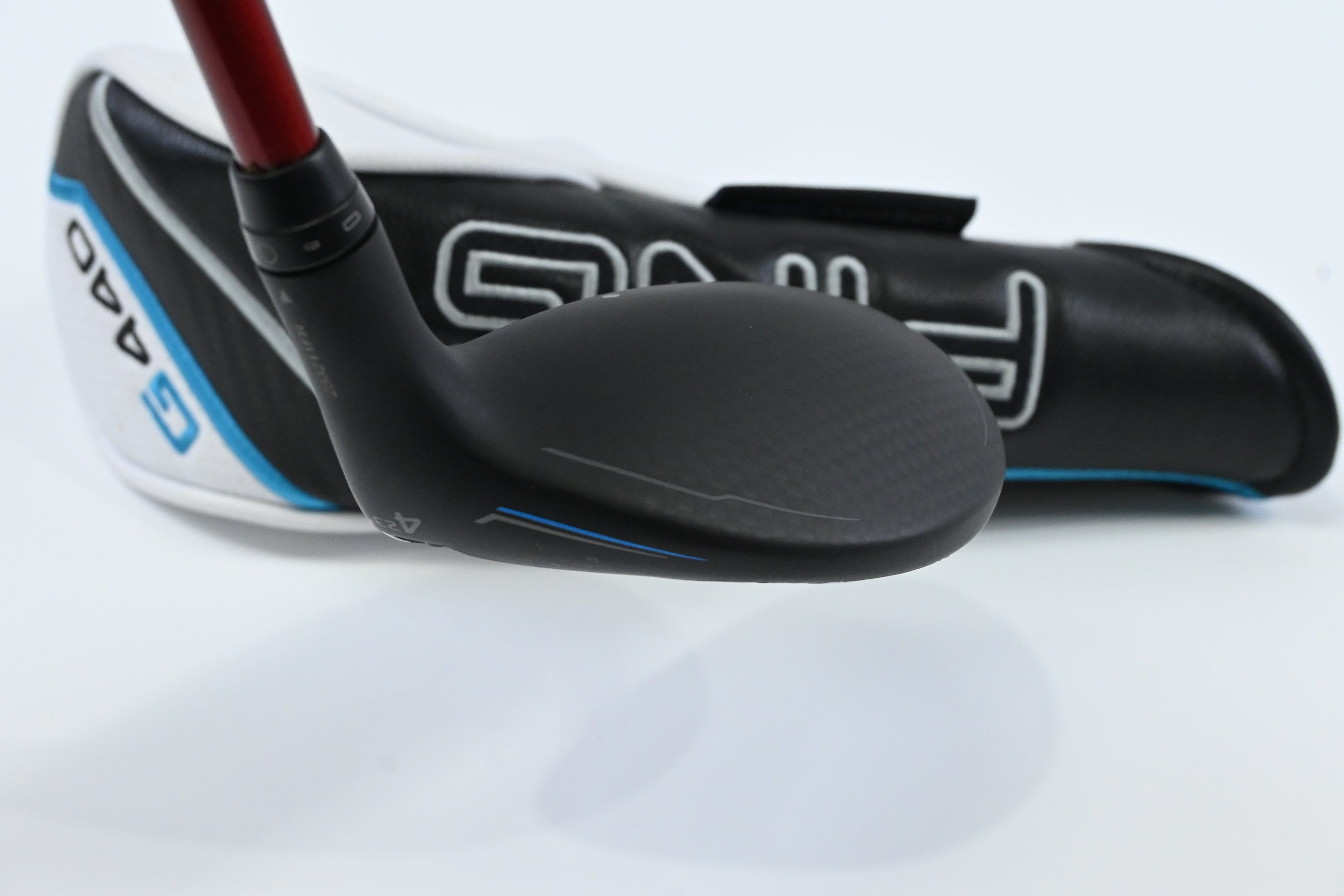 Ping G440 #4 Hybrid / 23 Degree / Stiff Flex Denali Red 80 Shaft