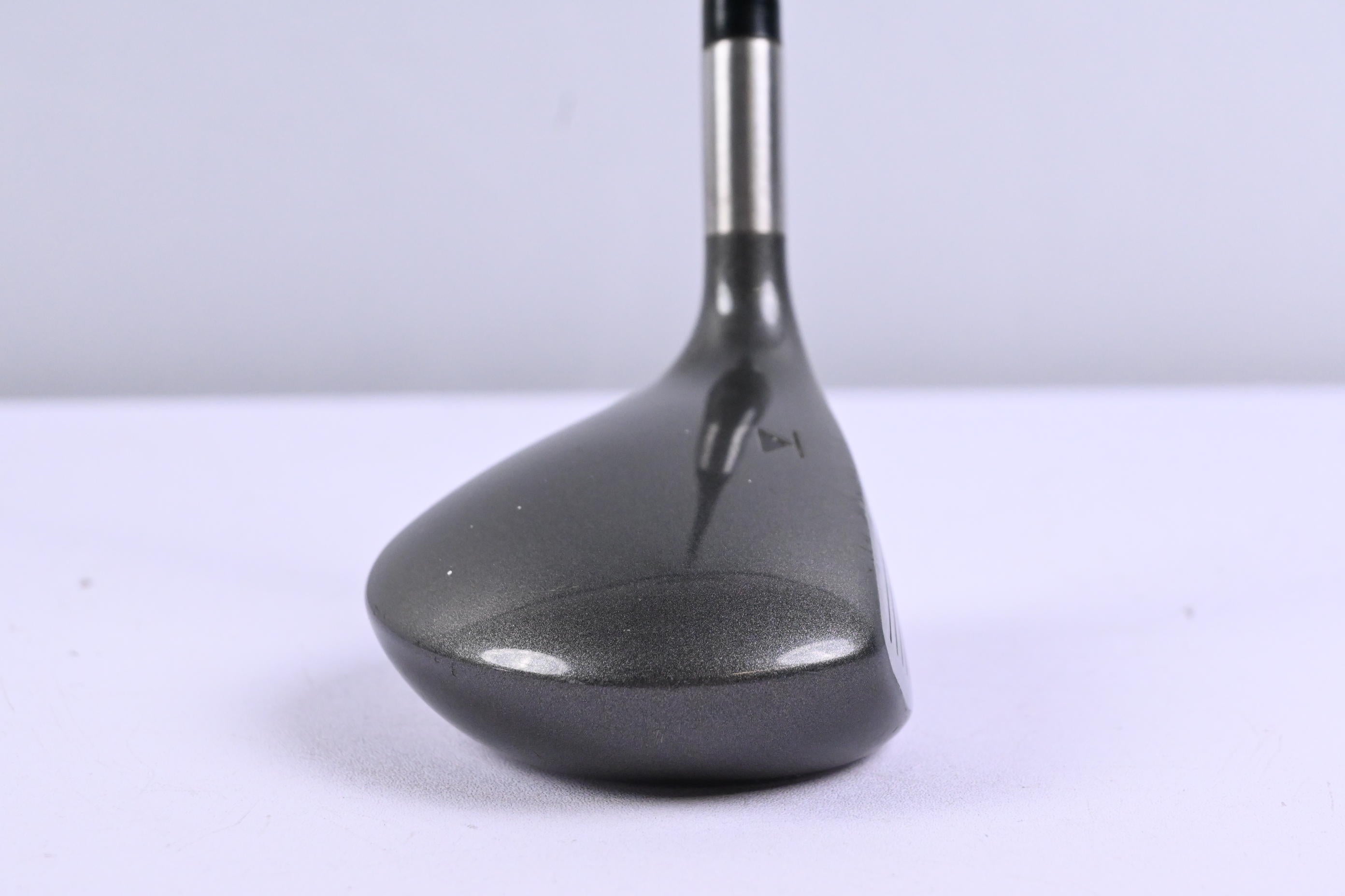 Titleist 975 F #5 Wood / 18.5 Degree / Stiff Flex Grafalloy ProLite 35 Shaft