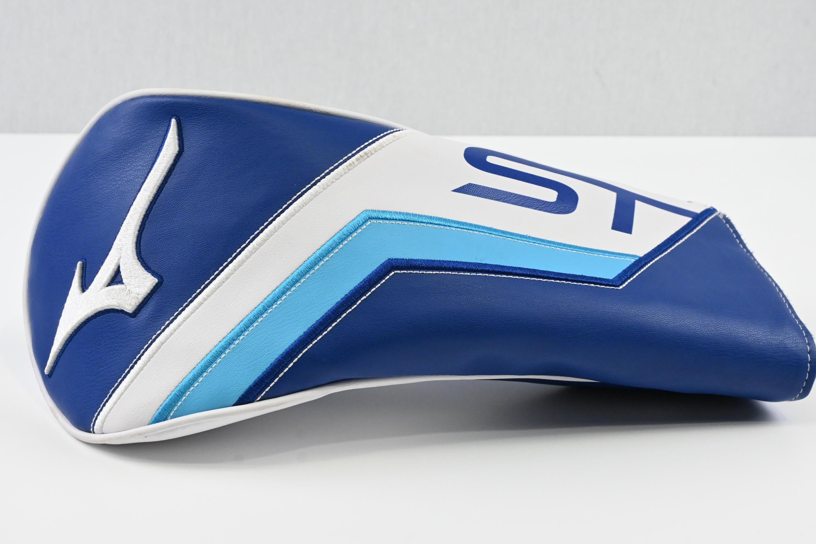 Mizuno ST-Max 230 Driver / 10.5 Degree / Regular Flex UST Lin-Q M40X Red 5 Shaft