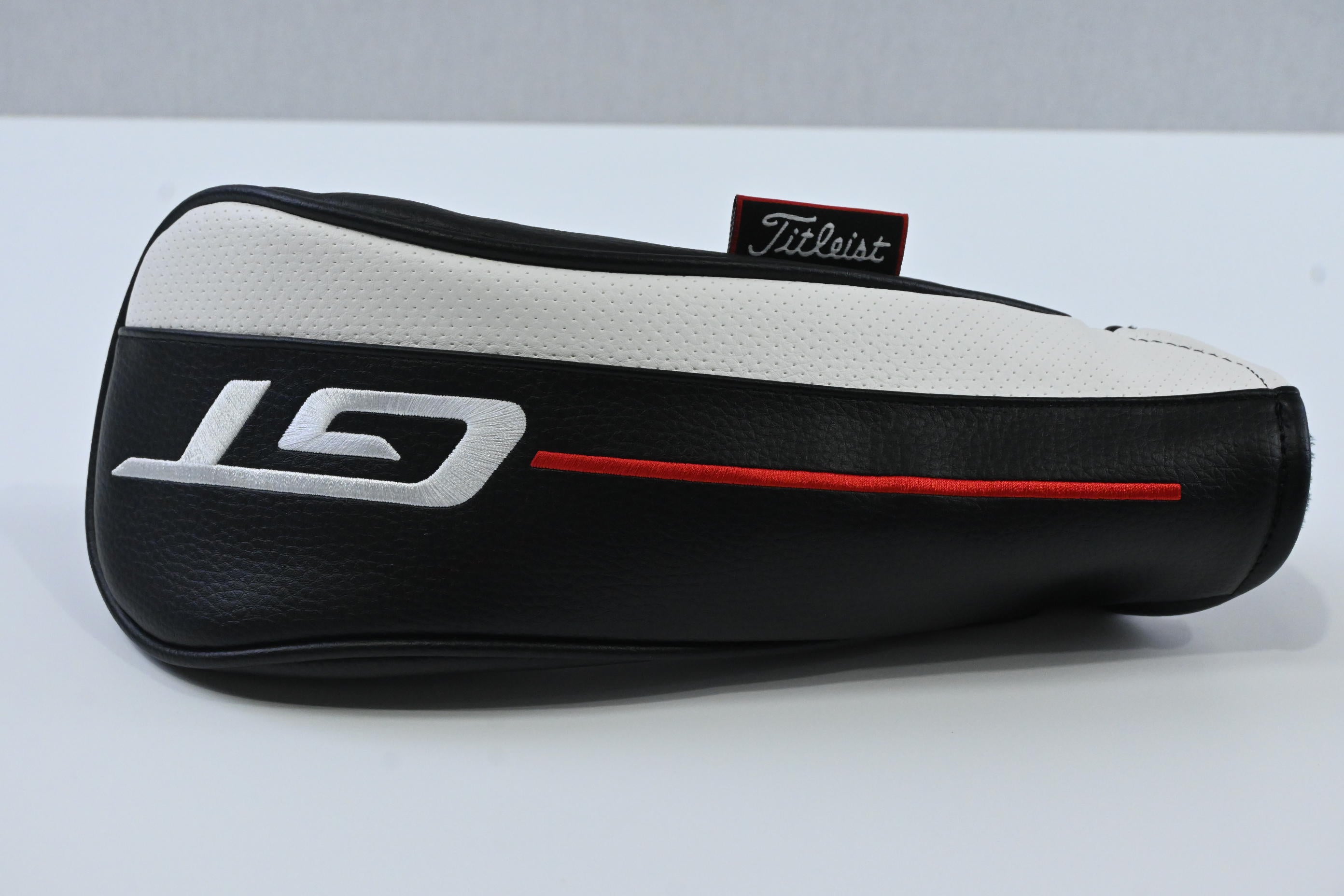 Left Hand Titleist GT2 #3 Wood / 16.5 Degree / Stiff Flex HZRDUS Gen5 Black 70