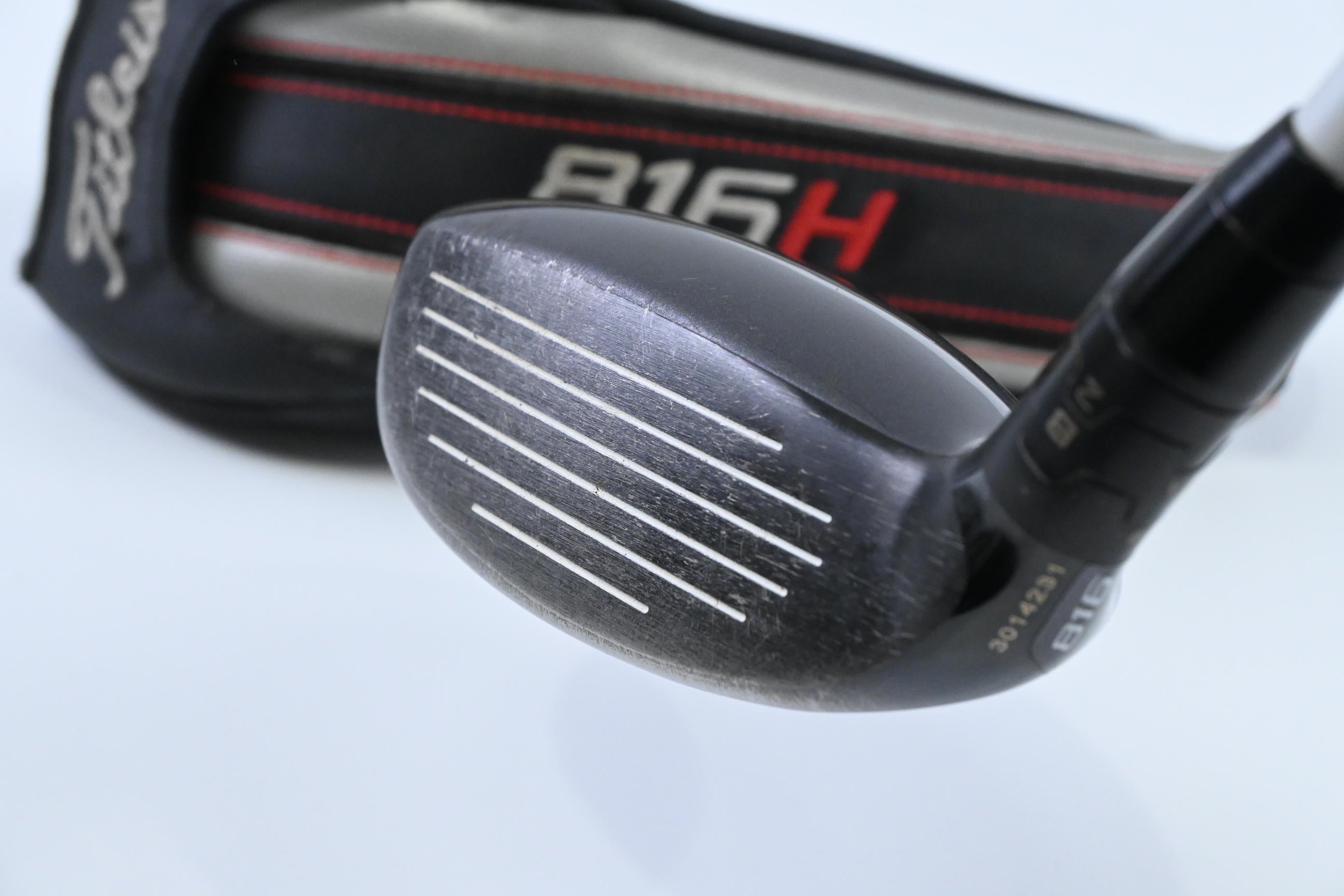 Titleist 816 H1 #3 Hybrid / 19 Degree / Stiff Flex Aldila Rogue 95 MSI 85 Shaft