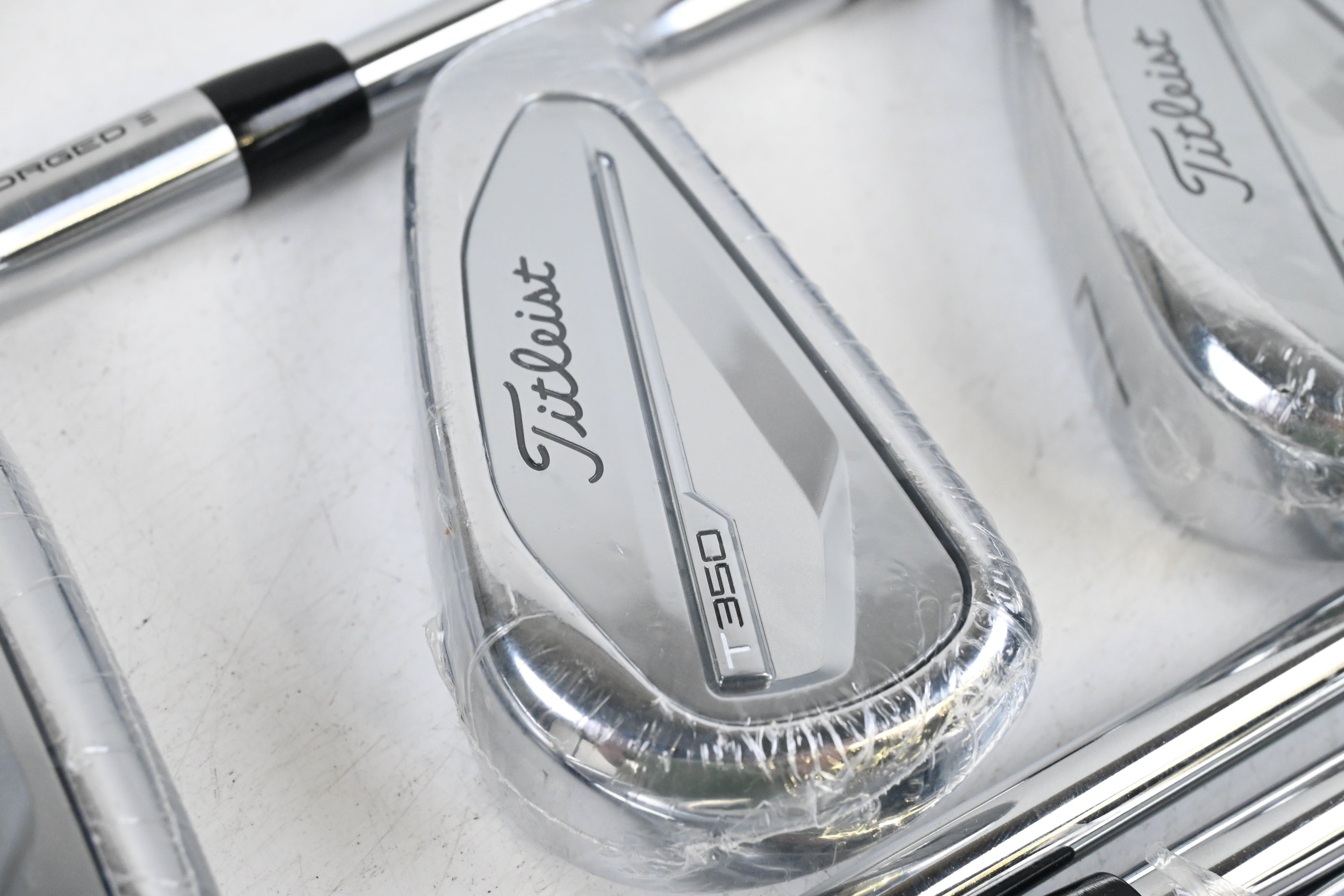Titleist T350 Irons / 5-PW+GW / Regular Flex AMT Red R300 Shafts