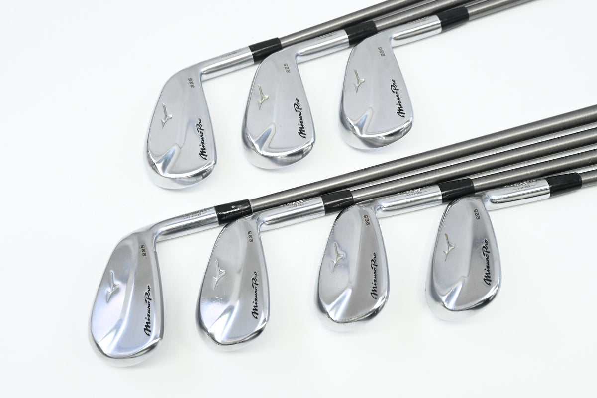 Mizuno Pro 225 Irons / 5-PW+GW / Regular Flex Aerotech Steelfibber 95 Shafts