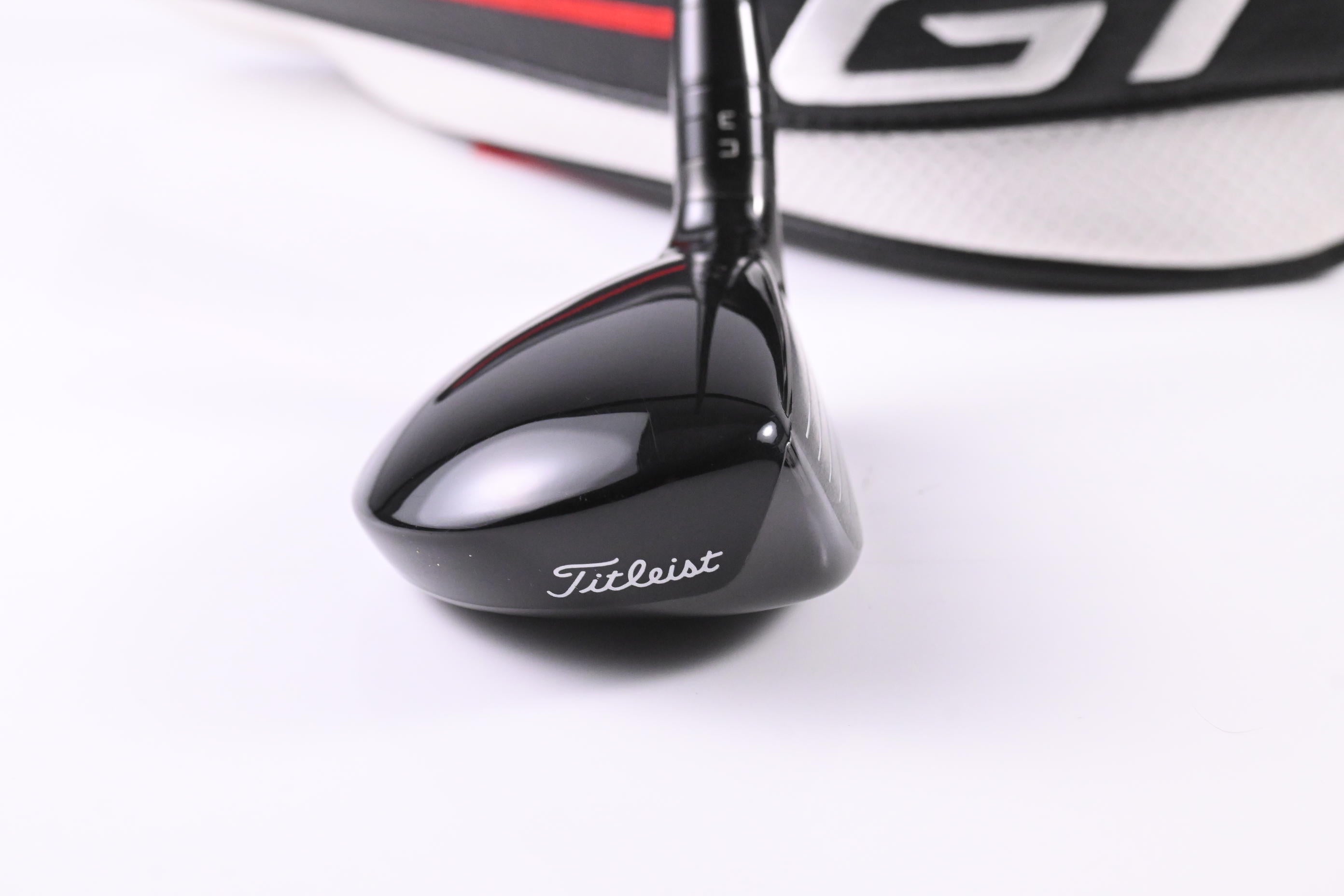 Titleist GT2 #3 Hybrid / 18 Degree / X-Flex Graphite Design Tour AD VF-85 Shaft