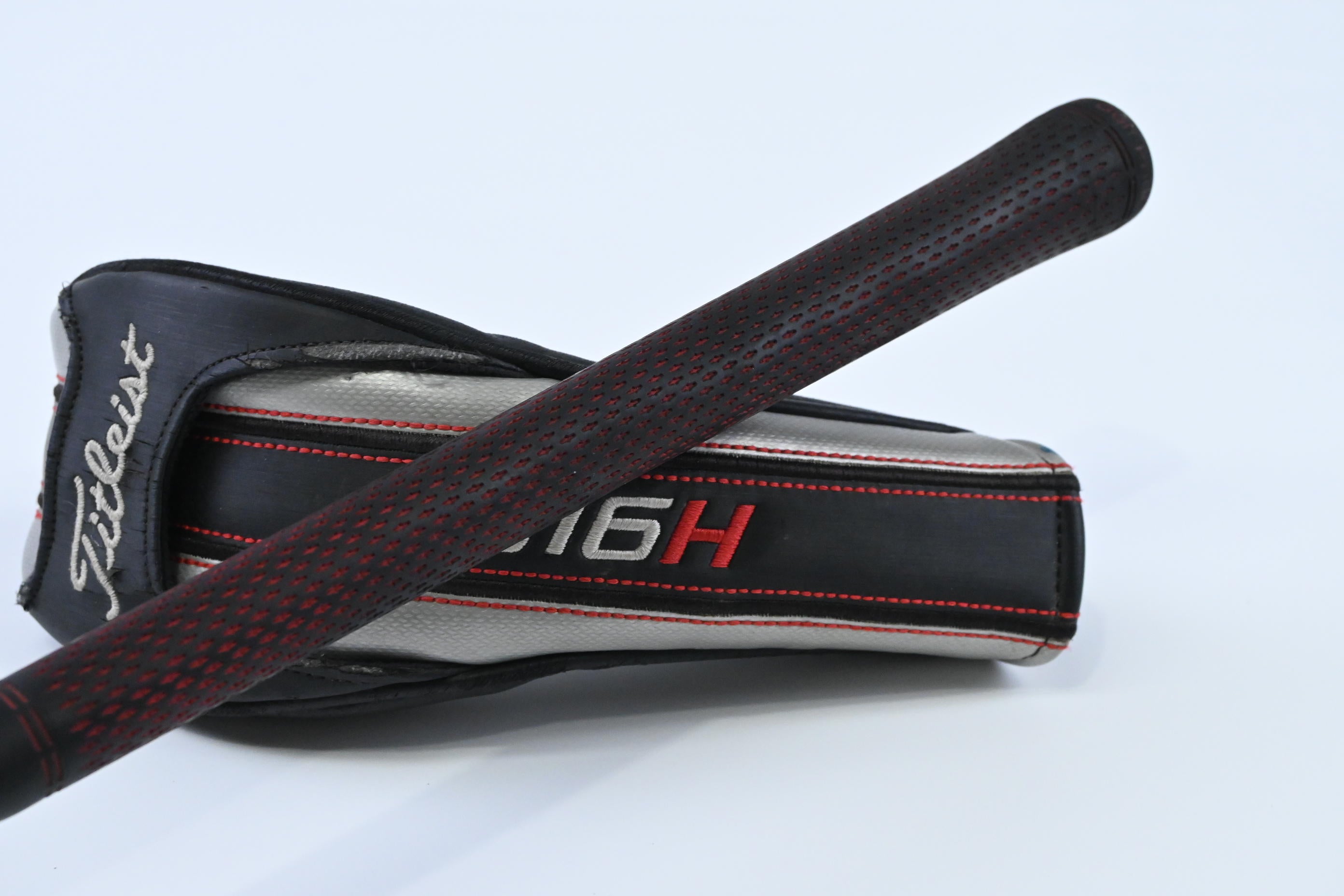 Titleist 816 H1 #3 Hybrid / 19 Degree / Stiff Flex Aldila Rogue 95 MSI 85 Shaft