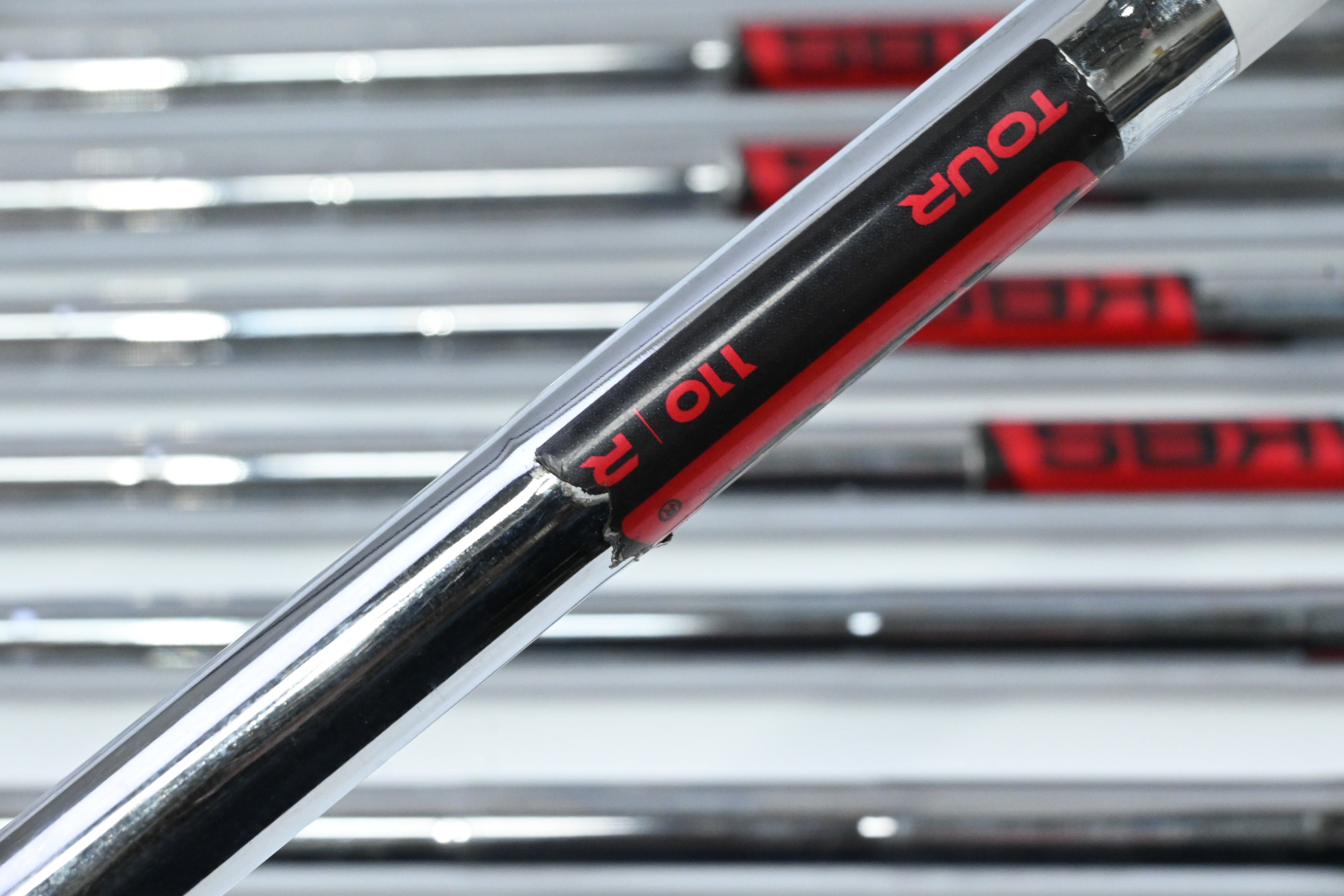 Ping G425 Irons / 4-PW+SW / Green Dot / Regular Flex KBS Tour 110 Shafts