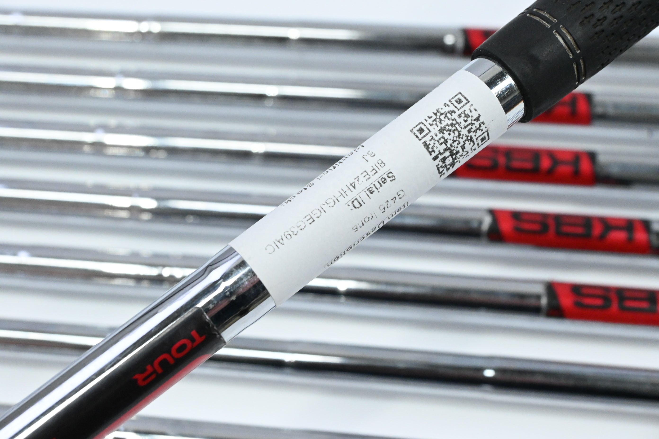 Ping G425 Irons / 4-PW+SW / Green Dot / Regular Flex KBS Tour 110 Shafts