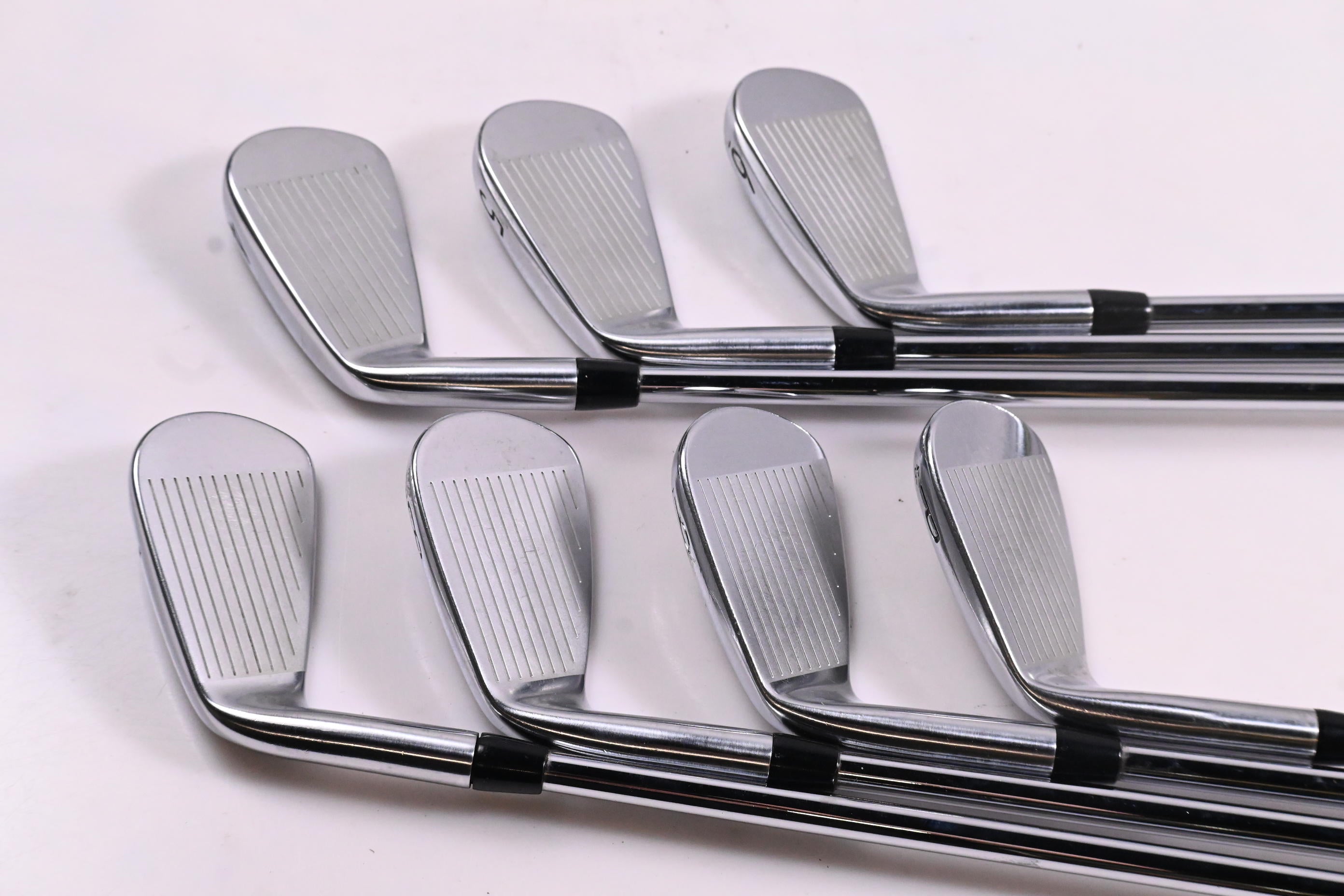 Titleist T100 2019 Irons / 4-PW / Stiff Flex AMT Tour White S300 Shafts