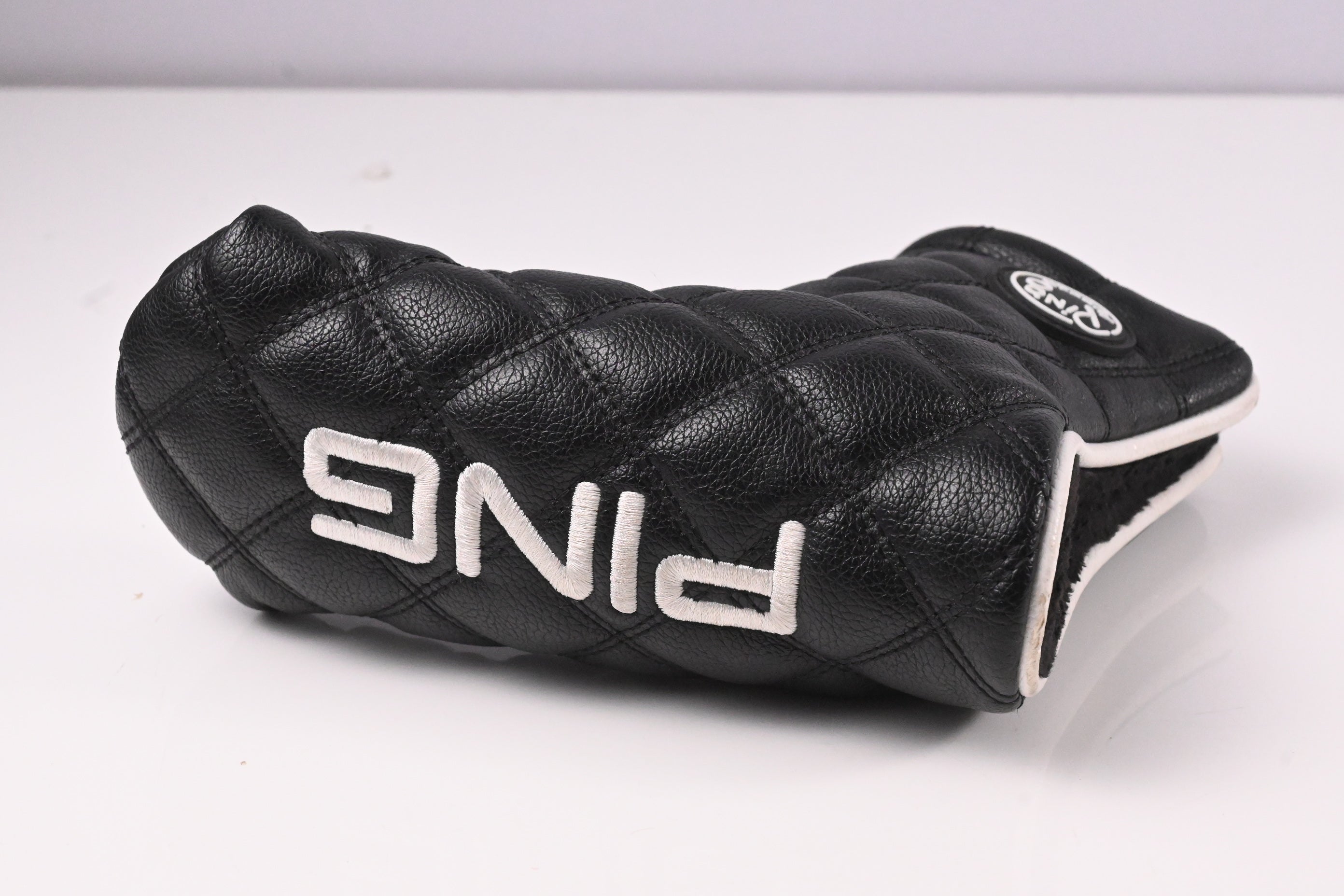 Ping 2023 Anser 2D Putter / Black Dot / 34 Inch