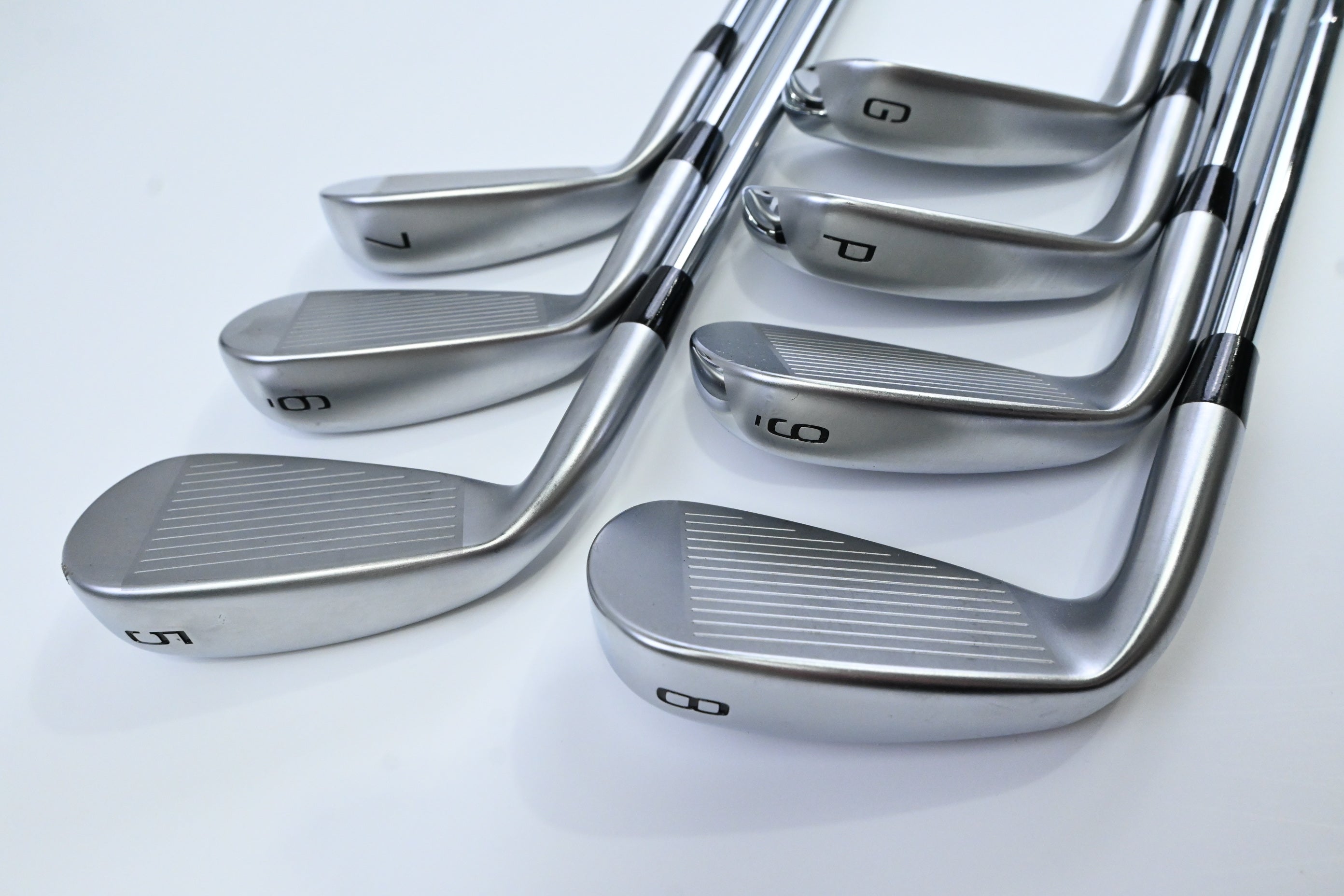 Mizuno JPX 925 Hot Metal Irons / 5-PW+GW / Regular Flex KBS Tour Lite Shafts