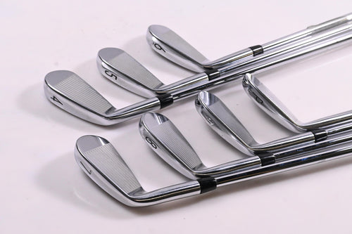Titleist T100 2019 Irons / 4-PW / Stiff Flex AMT Tour White S300 Shafts